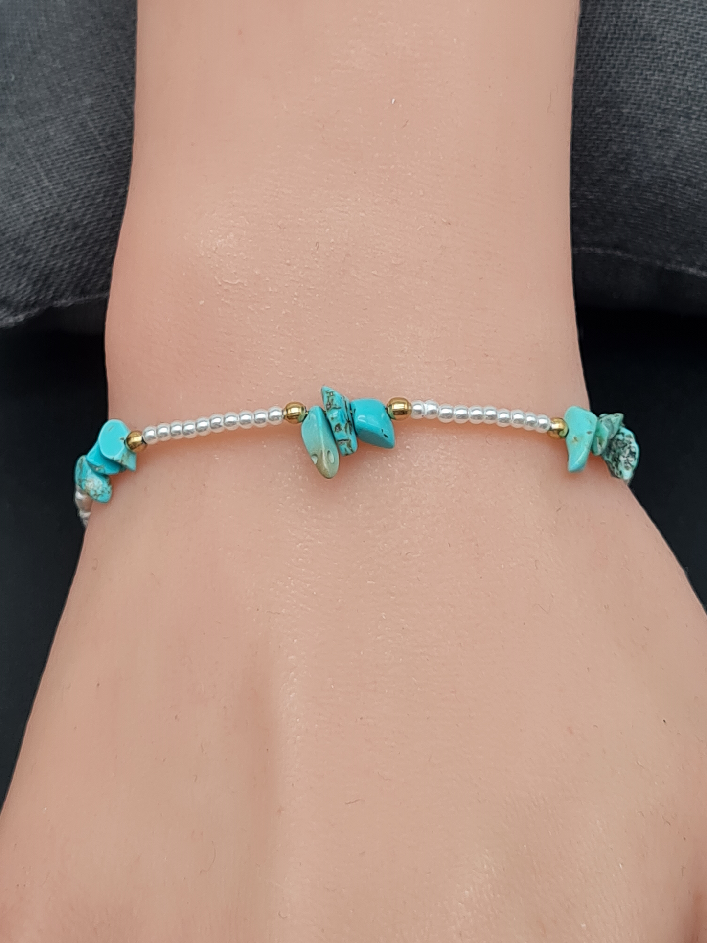 Michelle Bijou Leichtes Armband mit Natursteinenchen in verschiedene Farben