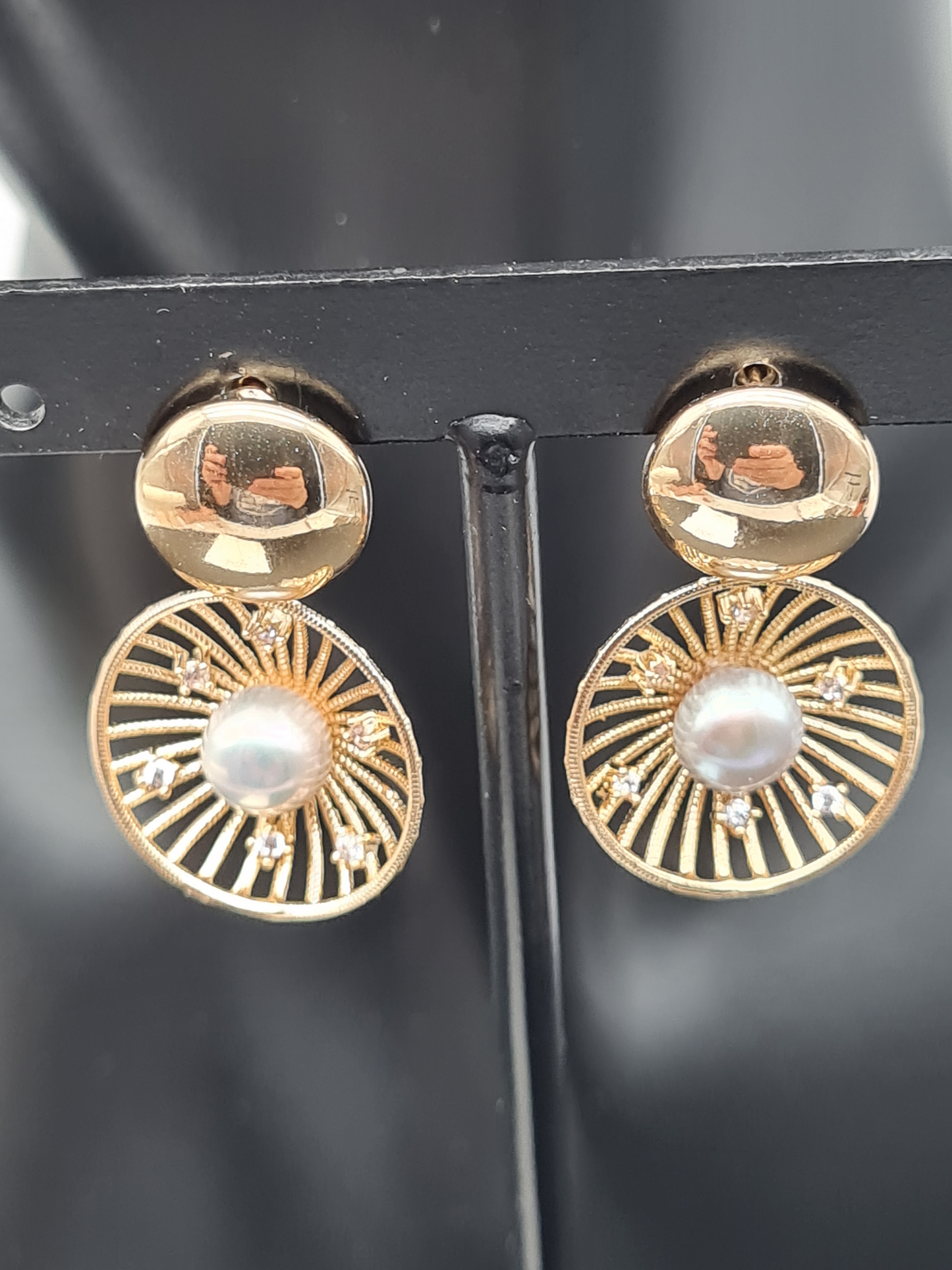 Liet &Joliet Ohrhänger Gold mit Süßwasserperlchen