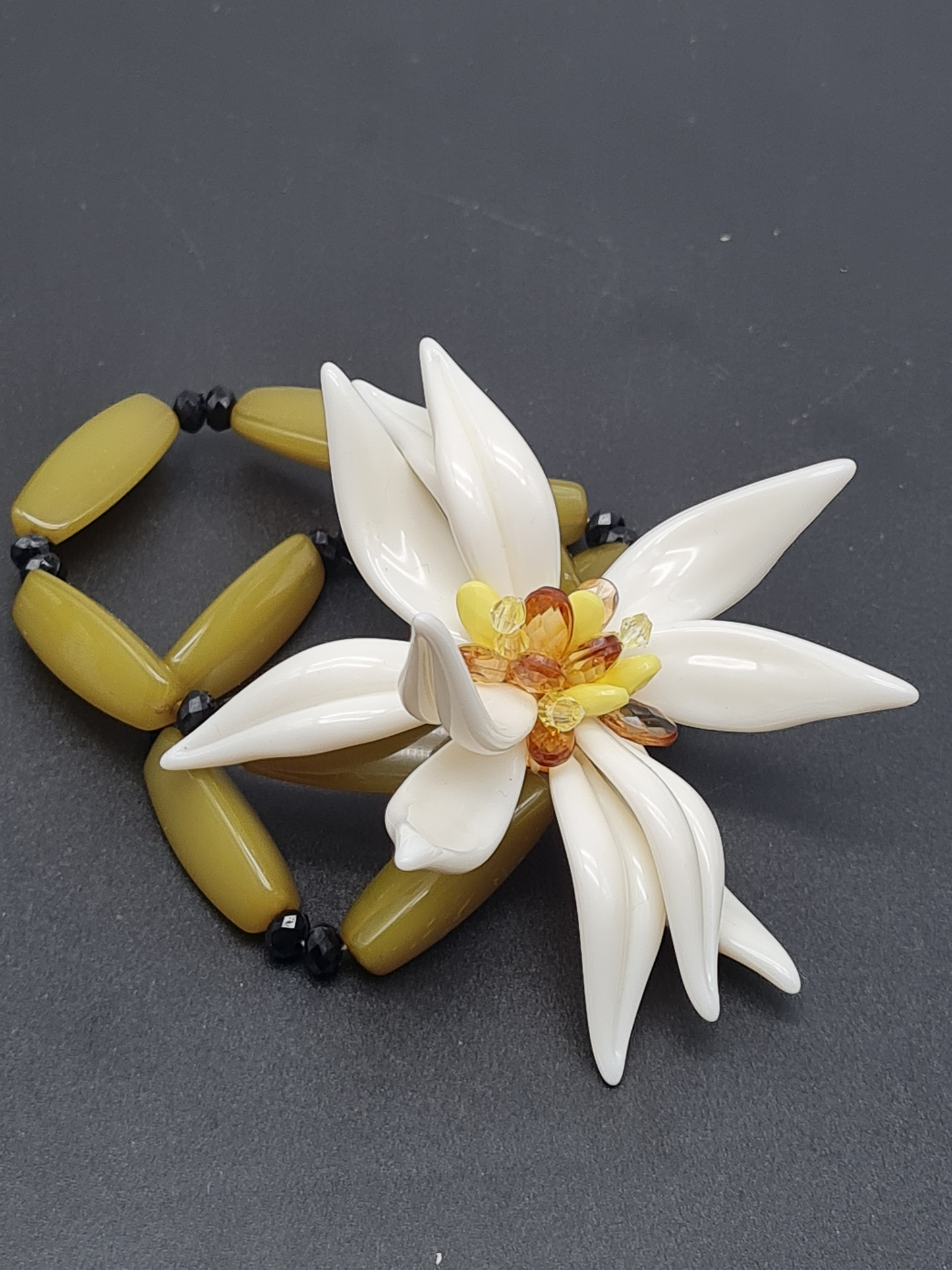 Sweet 7, Armband, elastisch, grün mit Vanilleblüme
