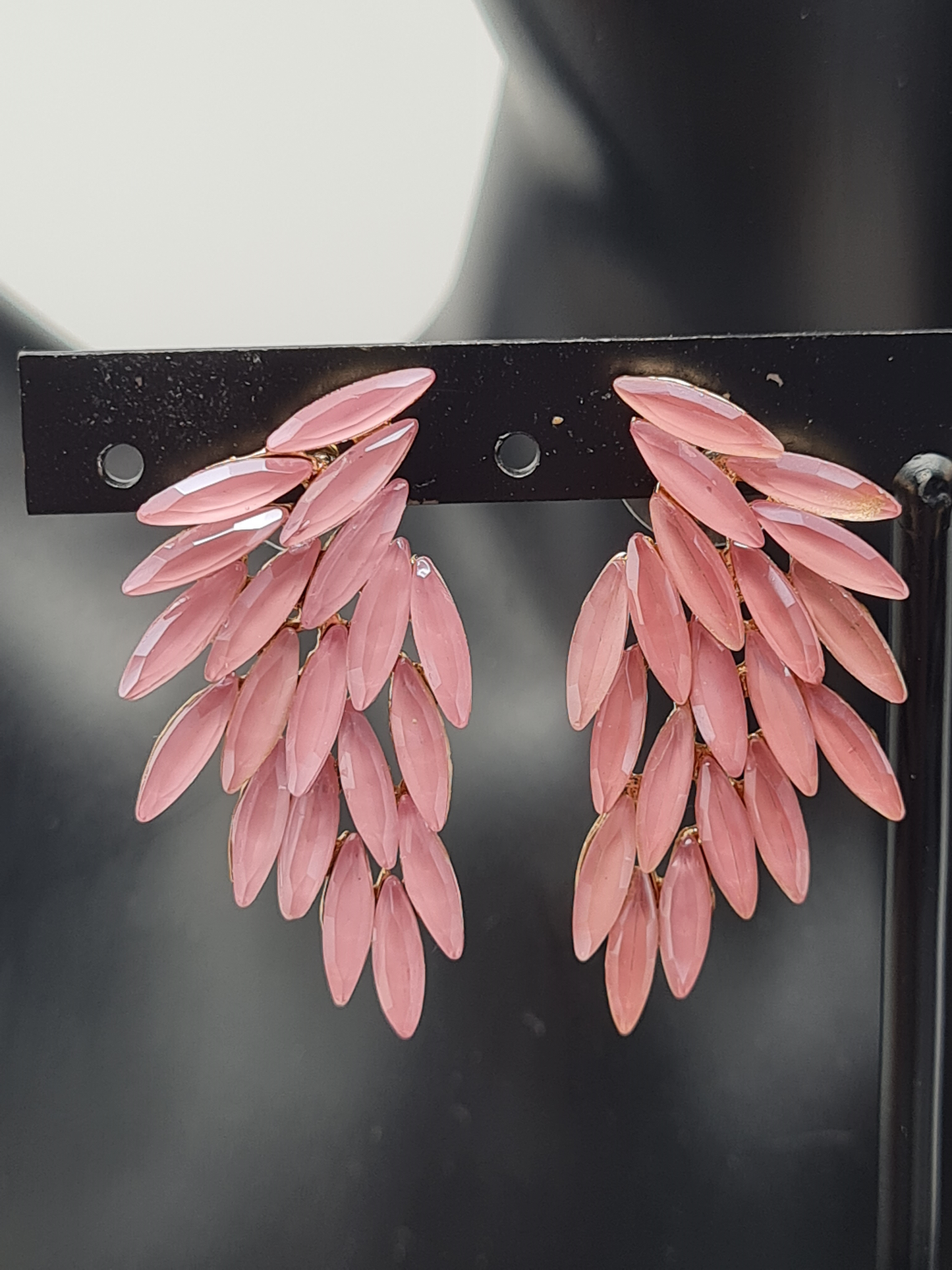 Sweet7 Ohrringe, Ohrhänger wie Flügel, besetzt mit Cat-Eye Stones