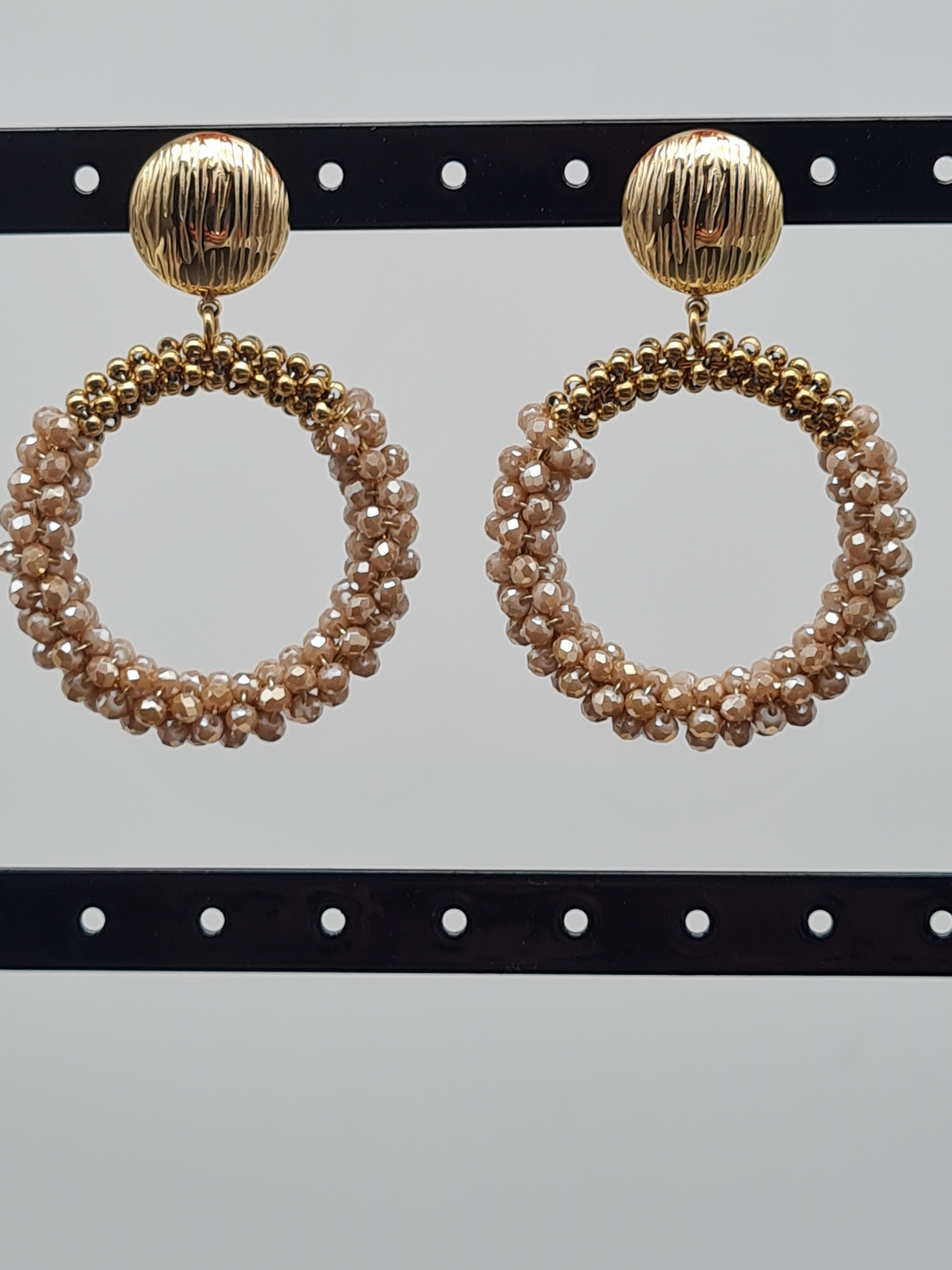 Sweet7 Ohrringe, Ohrhänger Perlenkreise in Orange, Beige, Lila und Türkis