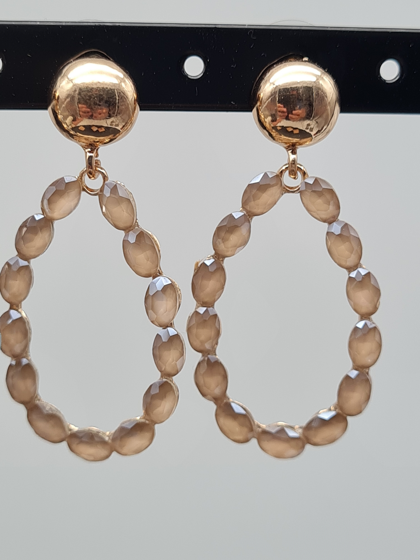 Sweet7 Ohrringe, Ohrhänger in Tropfenform mit Cat-eye Stones in Hellblau und Rosa