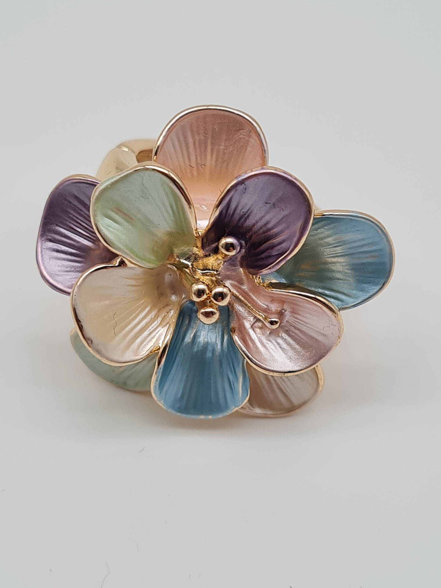 Amorino Ring, Elastischer Ring mit Emailliertem Volant, Blume in verschiedene Farben