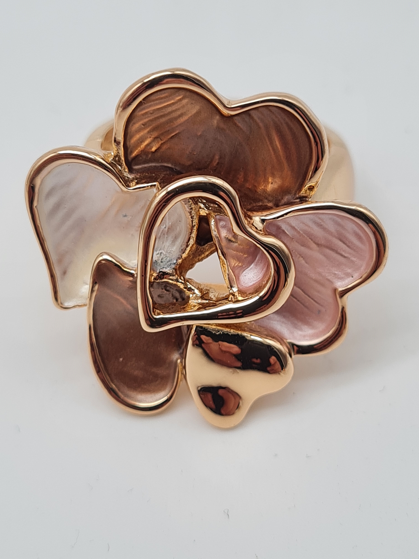 Amorino Ring, Elastischer Ring mit Emailliertem Volant, Herzchen Grün und Braun