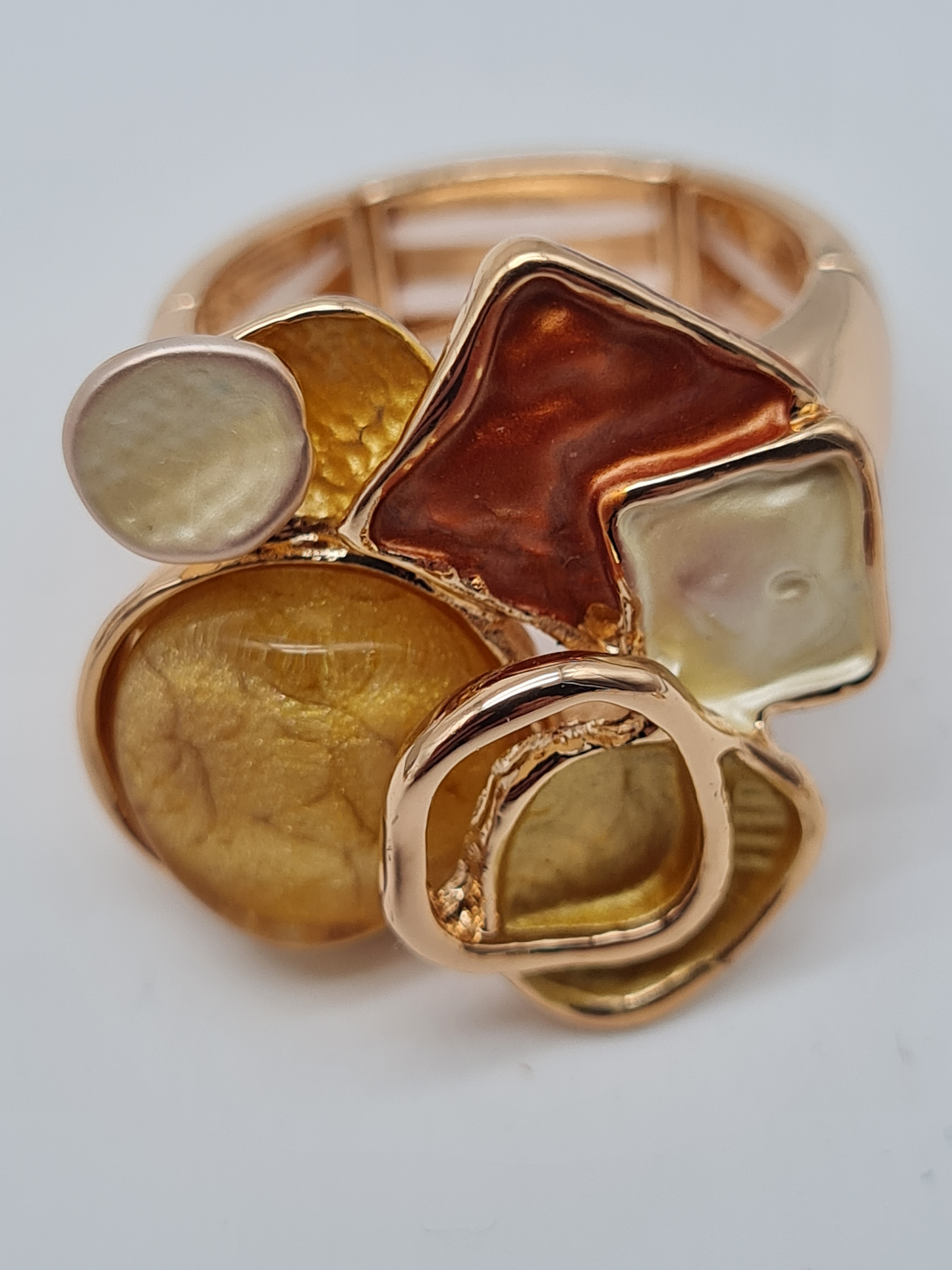 Amorino Ring, Elastischer Ring mit Emailliertem Volant, Abstrakt in verschiedene Farben