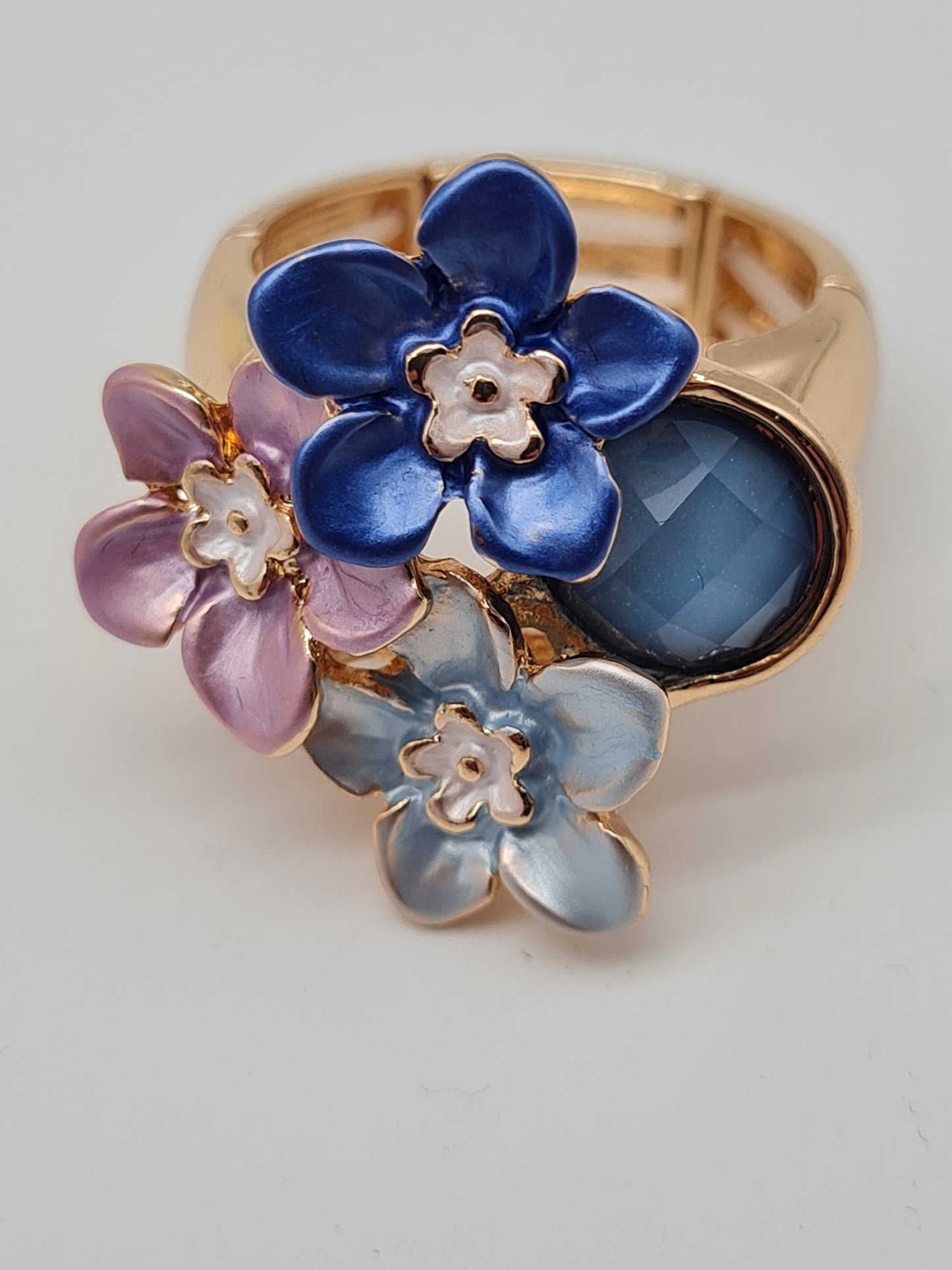 Amorino Ring, Elastischer Ring mit Emailliertem Volant, Blue and Pink Flowers