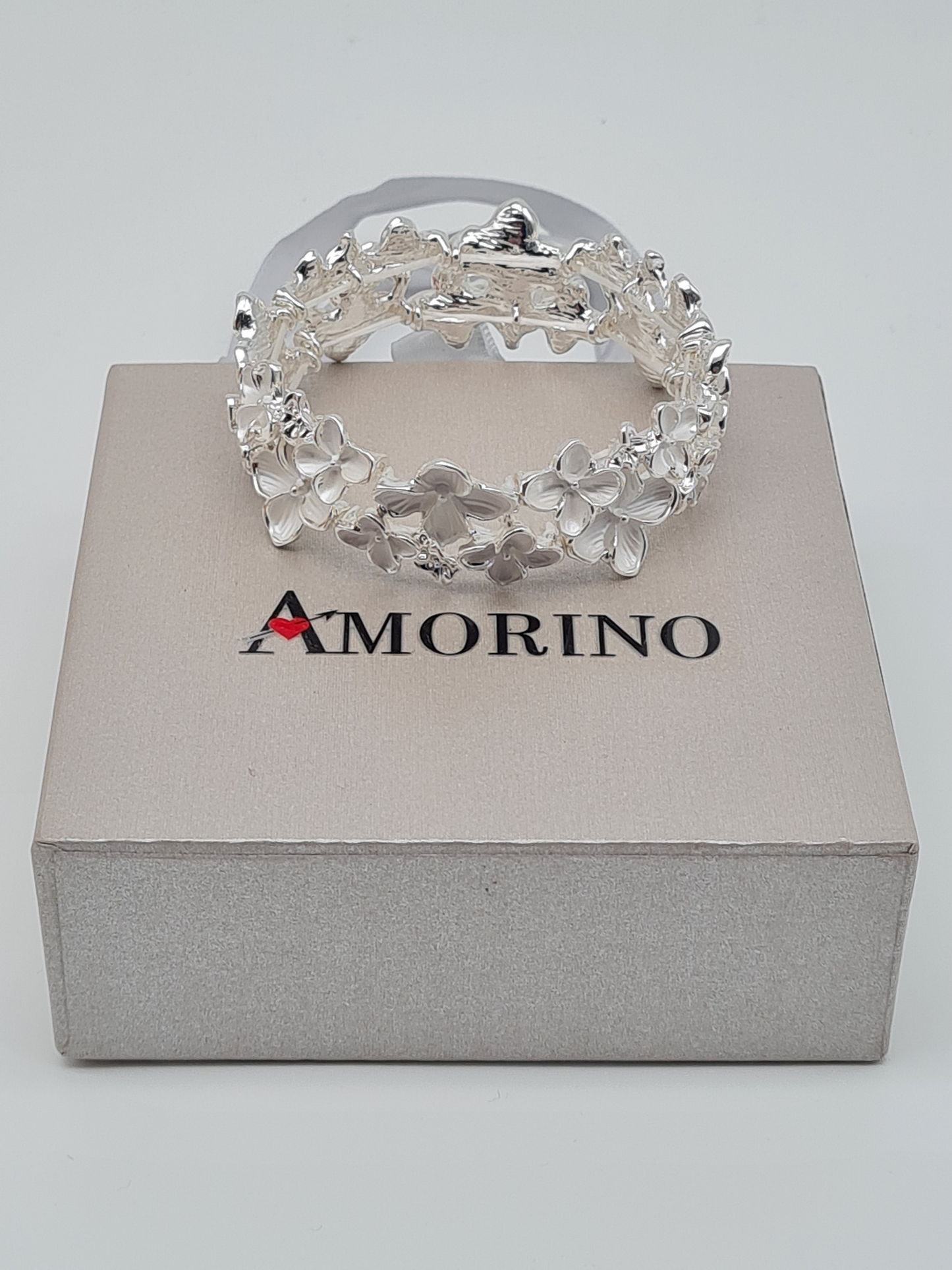 Amorino Armband, elastisches Armband in Silberweiß mit Blumenmuster