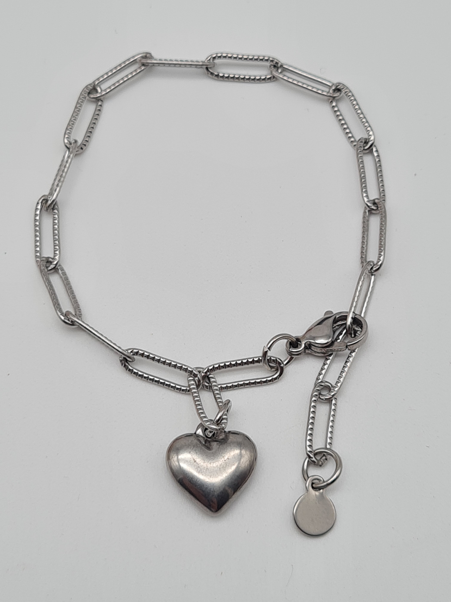 Cosmos Armband, feingliedrig mit Herz Anhänger in Silber- oder Goldfarben