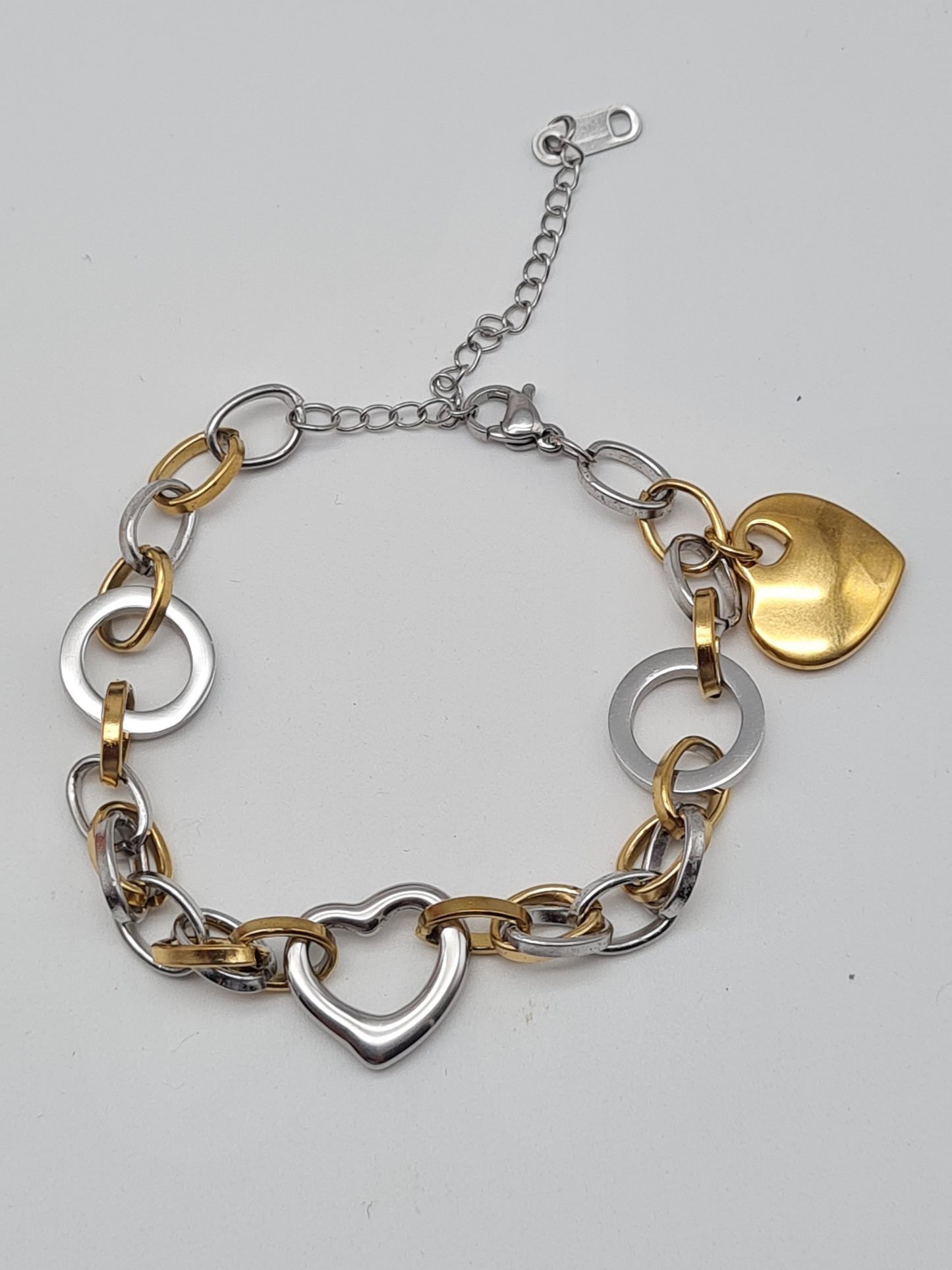 Cosmos Armband in Gold- und Silberfarben mit Herz-Elementen