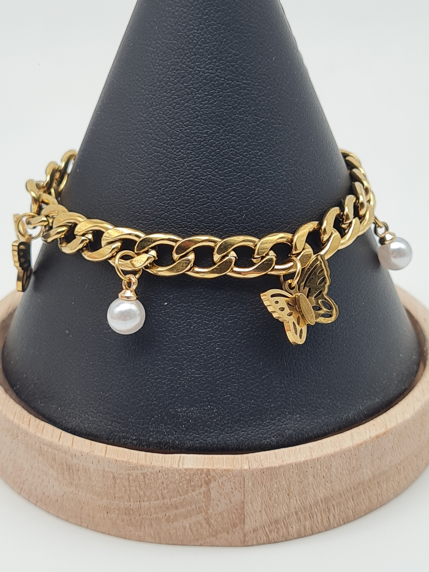 Cosmos Armband, Goldfarbene Gliederkette mit Schmetterlinge und Perlchen