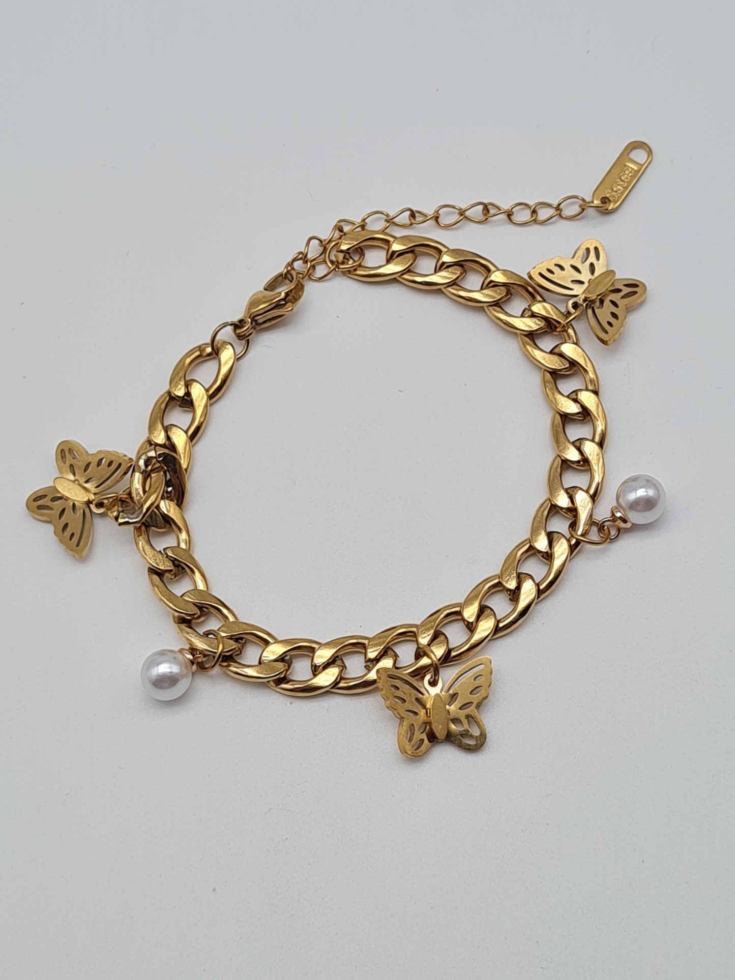 Cosmos Armband, Goldfarbene Gliederkette mit Schmetterlinge und Perlchen