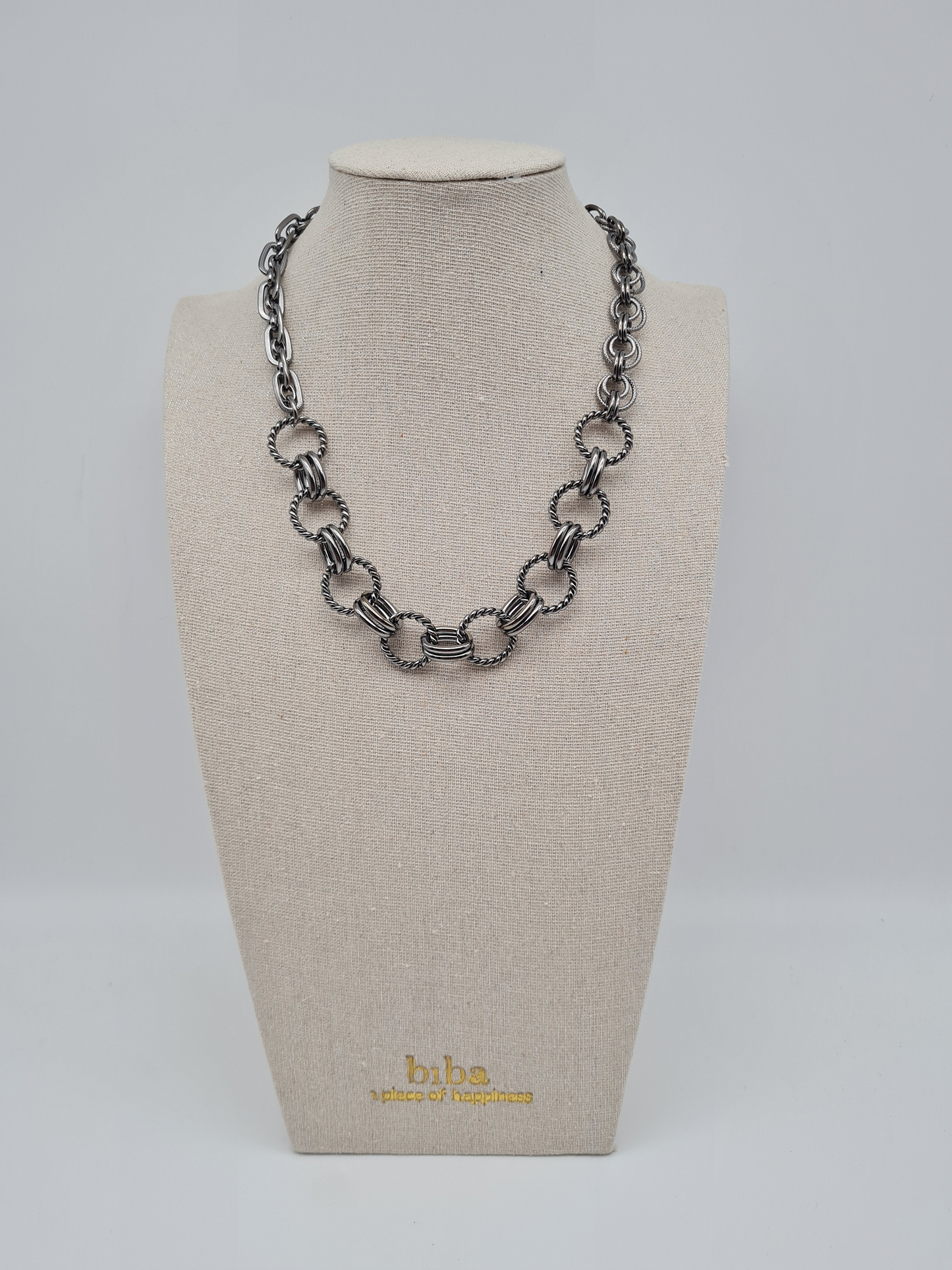 Biba Kurzhalskette in "Gun Metal" Look
