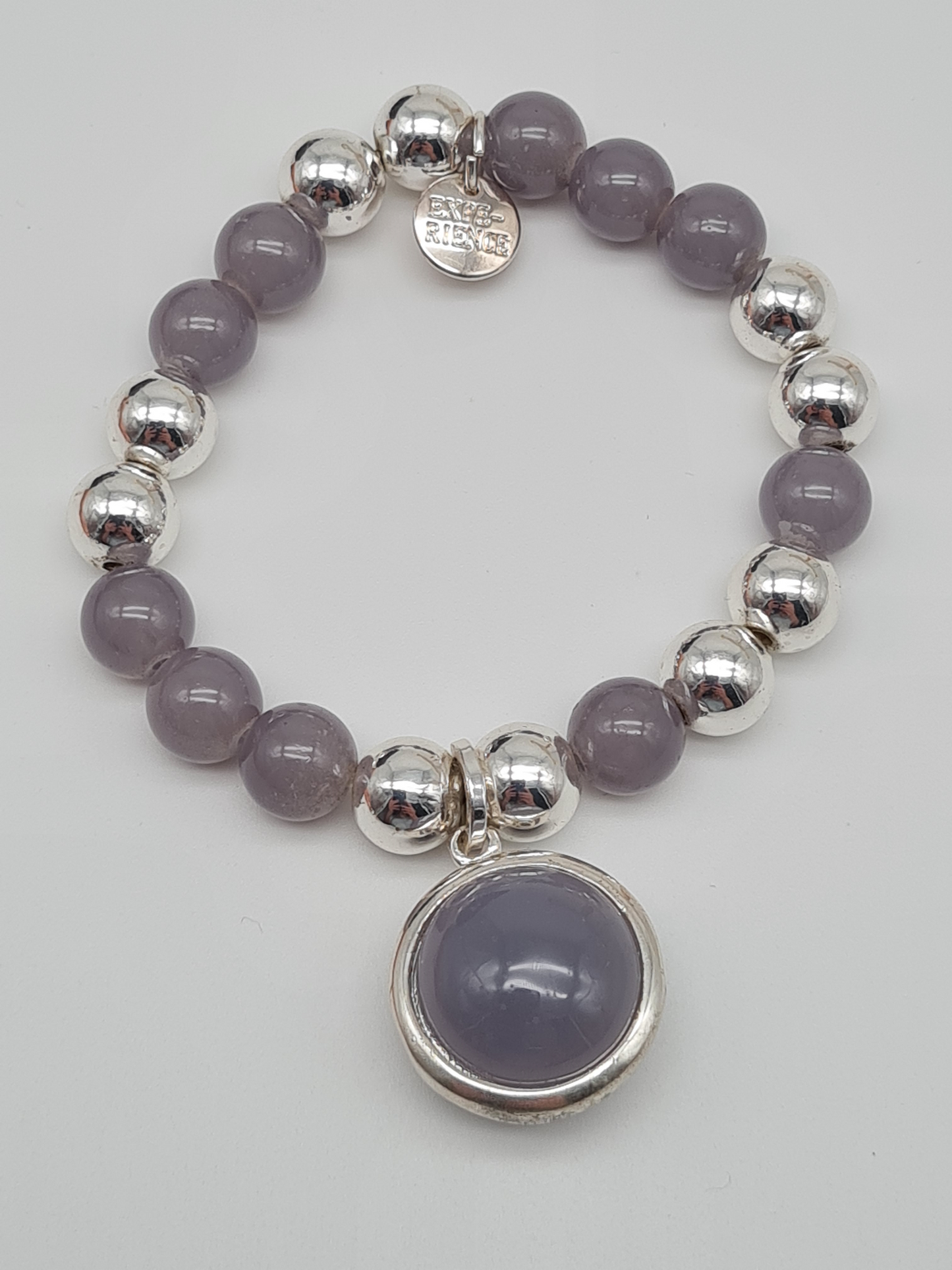 Biba Armband elastisch mit Anhänger Grau und Silberfarben, Elegant