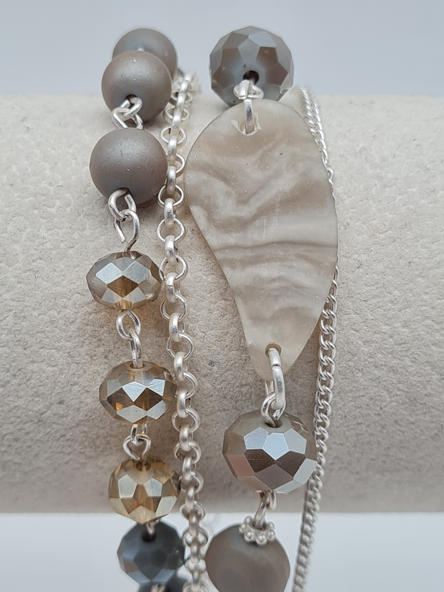 Biba Armband 4-fach Kette Matt Silber- und Grau Lilatöne