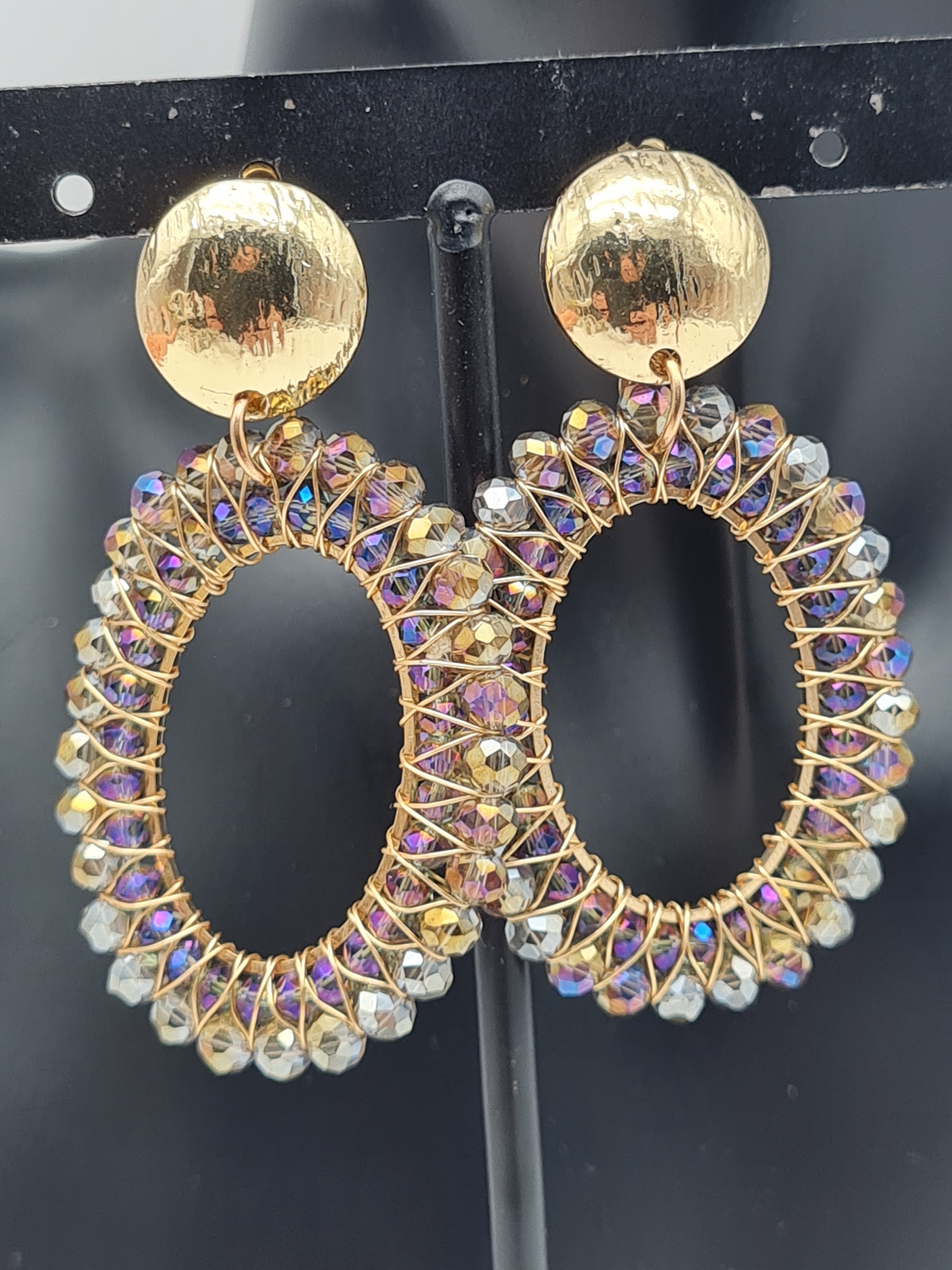 Biba Ohrringe, OhrhÀnger Oval mit eingebundene Crystal-Steinchen Bunt Irisierend