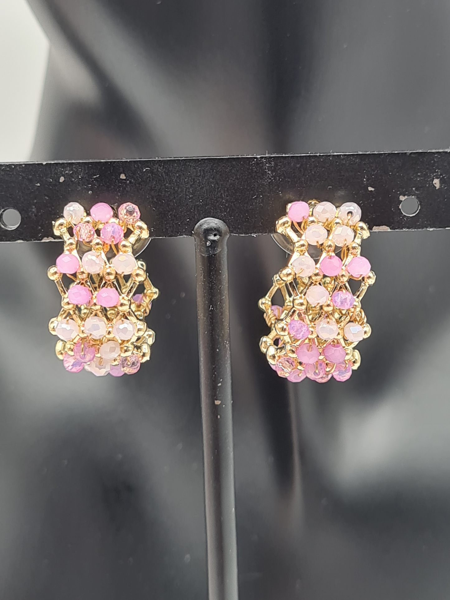 Biba Ohrringe, Creolen gewebte Optik mit Rosa Crystal Perlchen