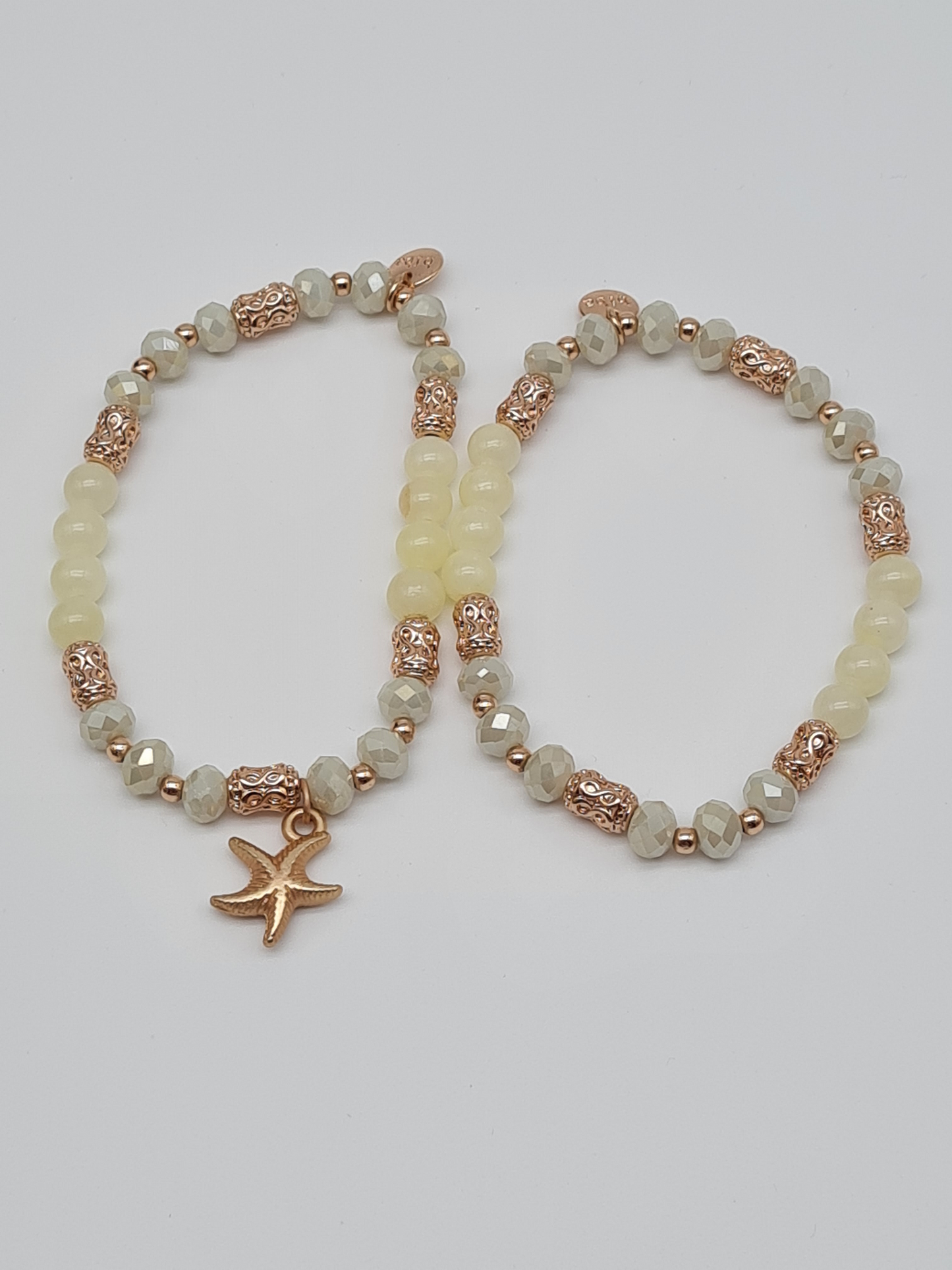 Biba Armband elastisch Set von 2, Hellgrün mit Goldfarben und Seestern Anhänger