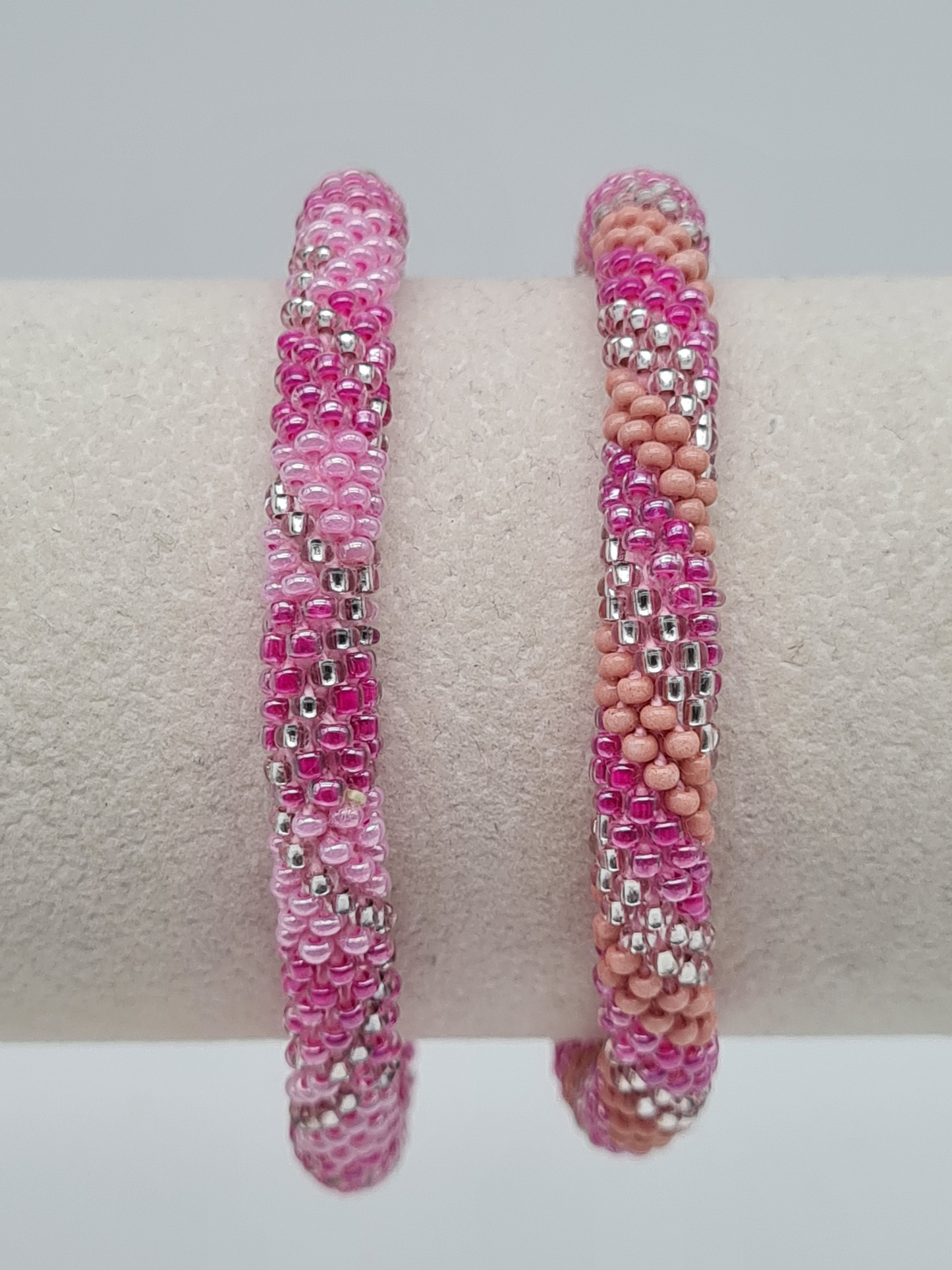 Biba Armband Roll-Armbänder Blau, Rosa, oder Edles Schwarz-Weiß mit verschiede Muster