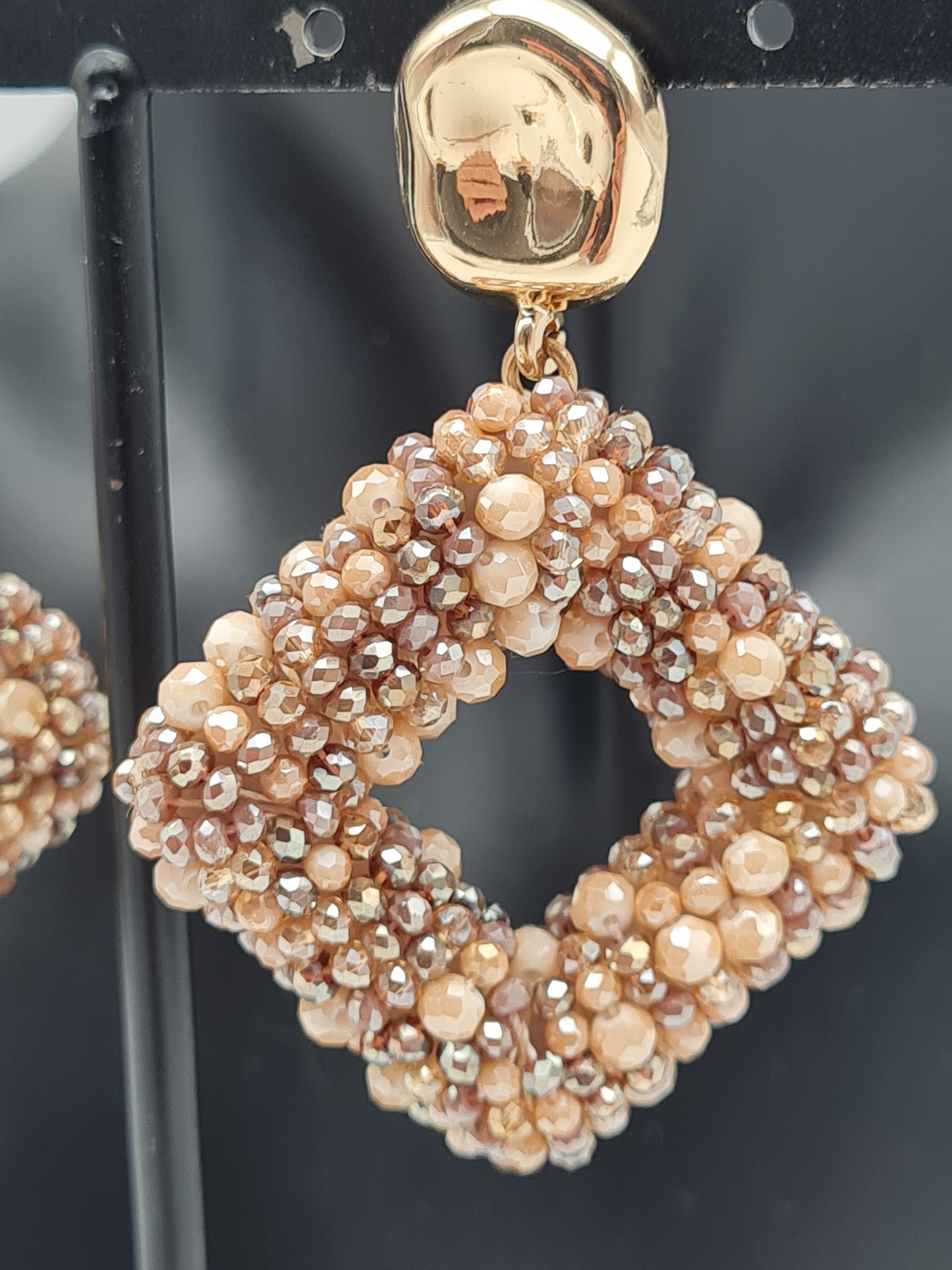 Wauw Ohrhänger Ohrringe Goldfarben Raute Beige Crystal Statement Nickelfrei