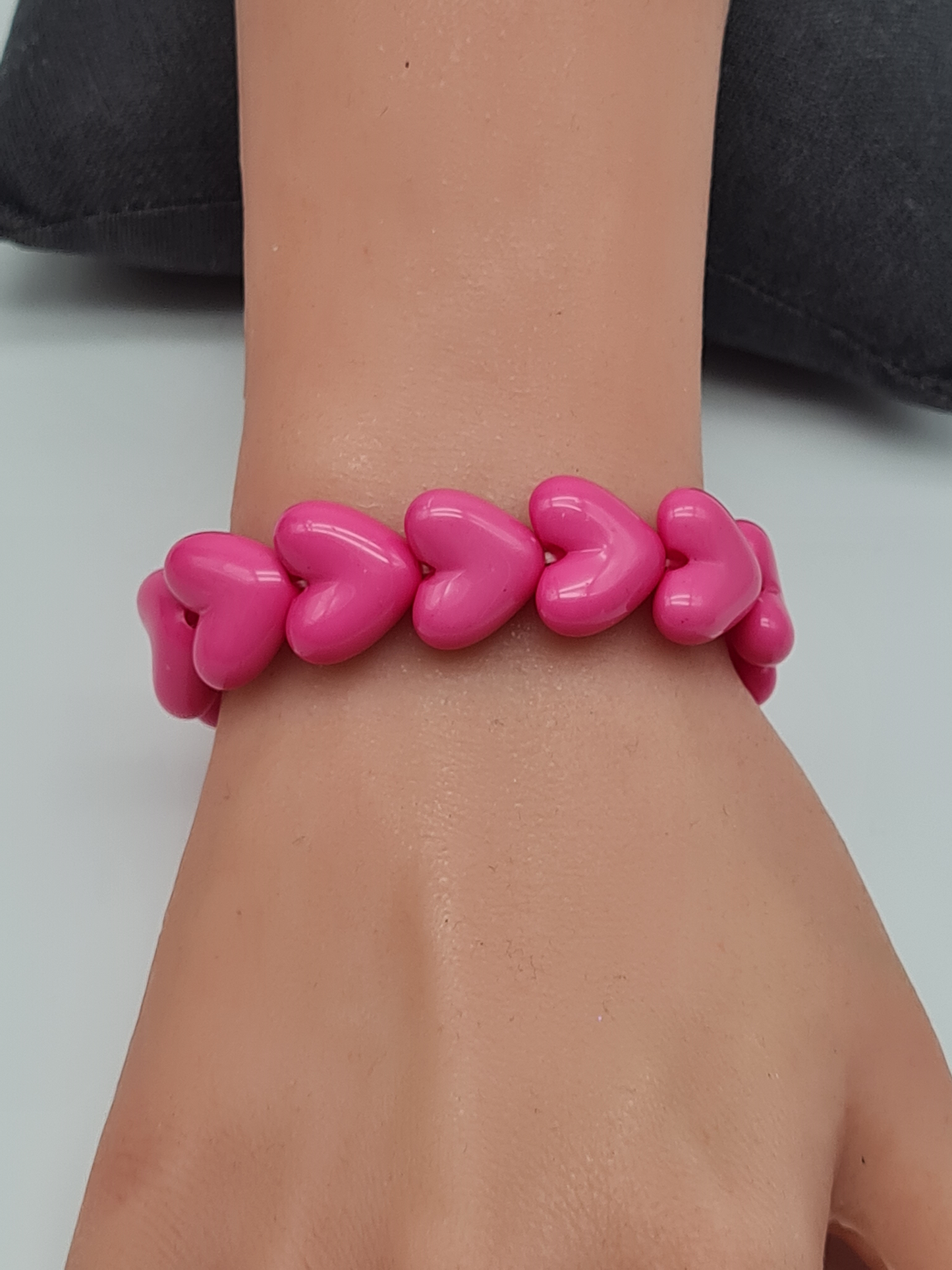 Yehwang Armband elastisch Herzchen Hellblau Orange Rot Rosa und Bunt Resin