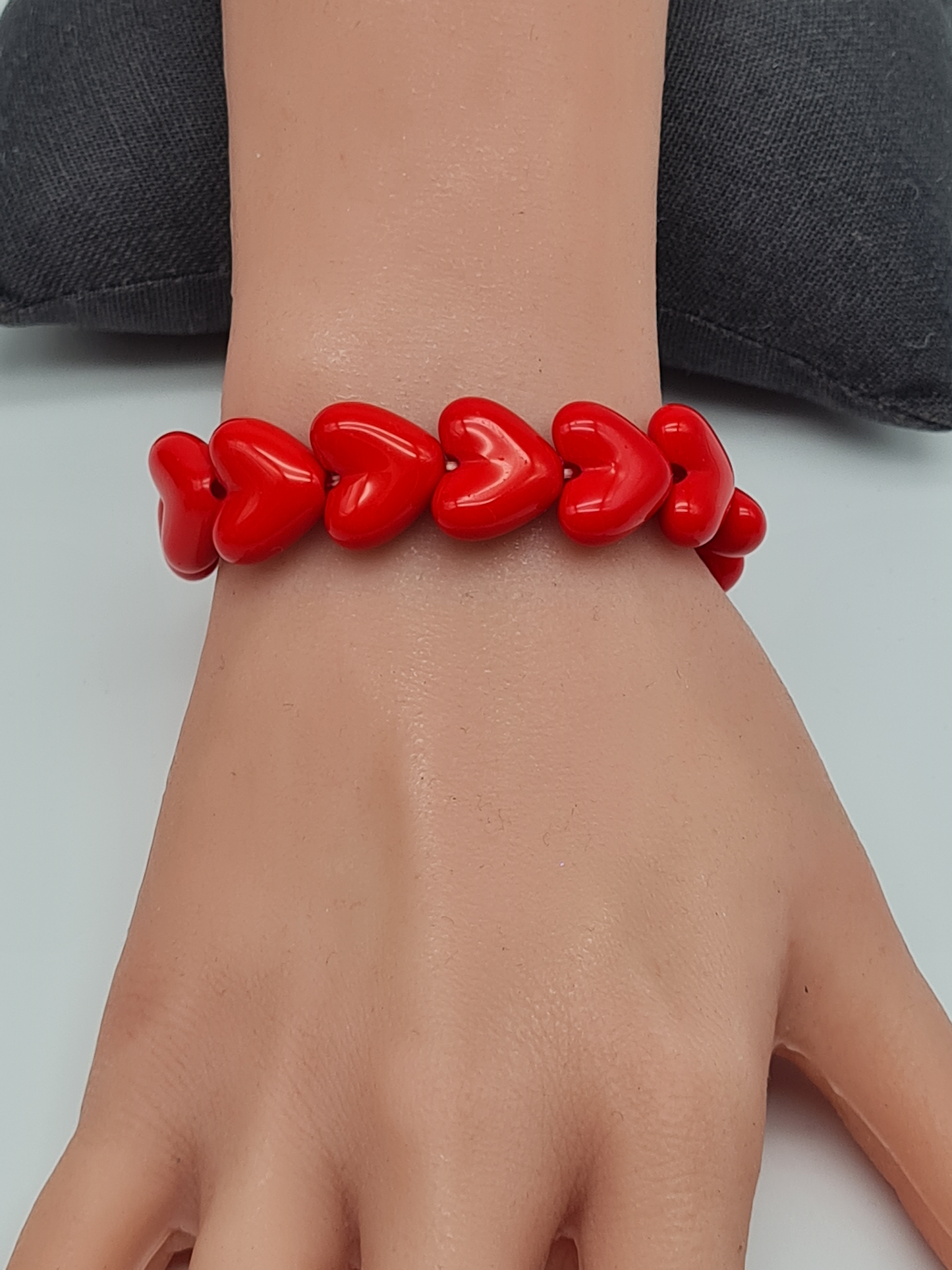 Yehwang Armband elastisch Herzchen Hellblau Orange Rot Rosa und Bunt Resin