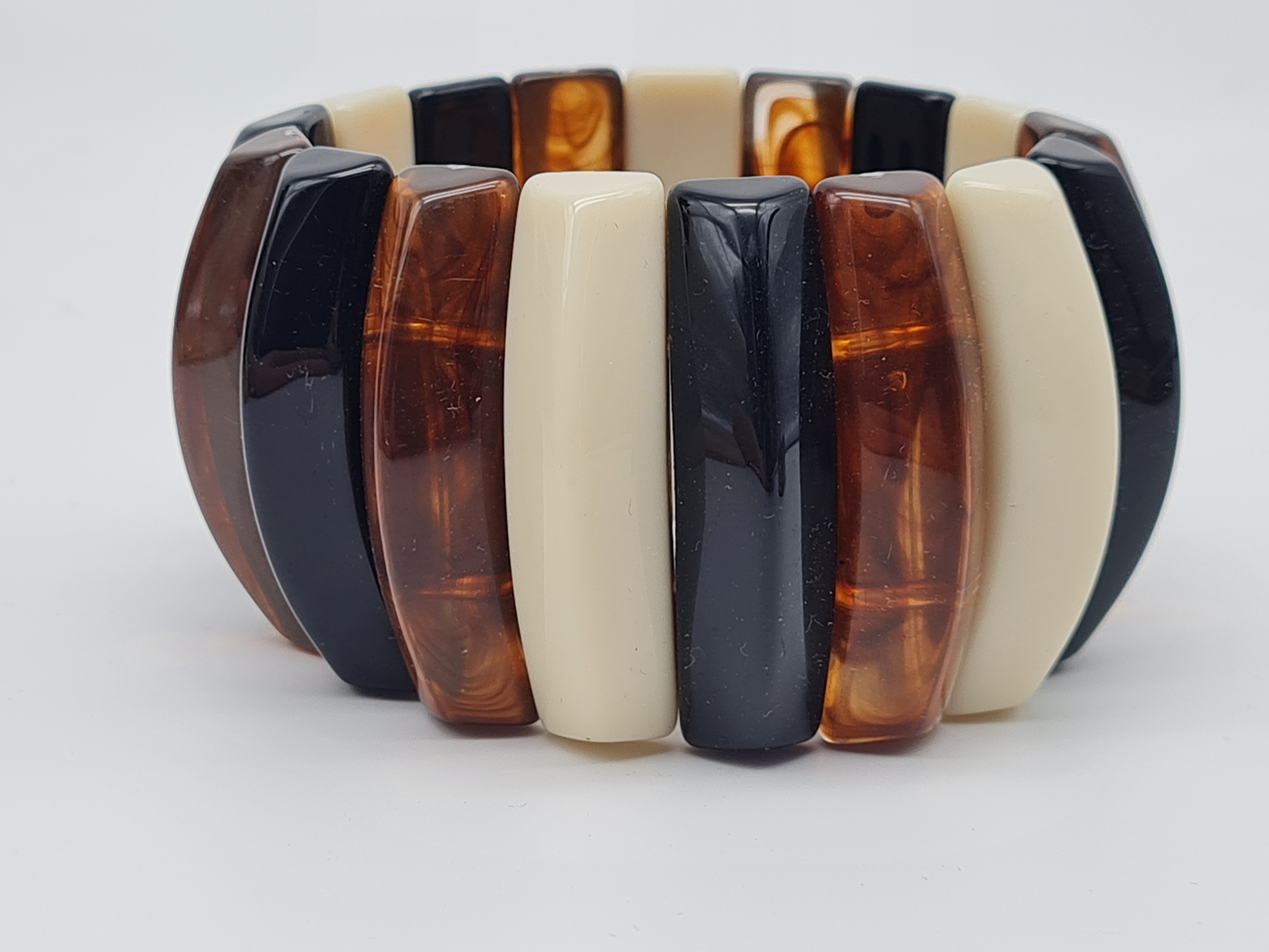 Armband elastisch Retro nickelfrei Acryl Braun schwarz creme Rauchbraun