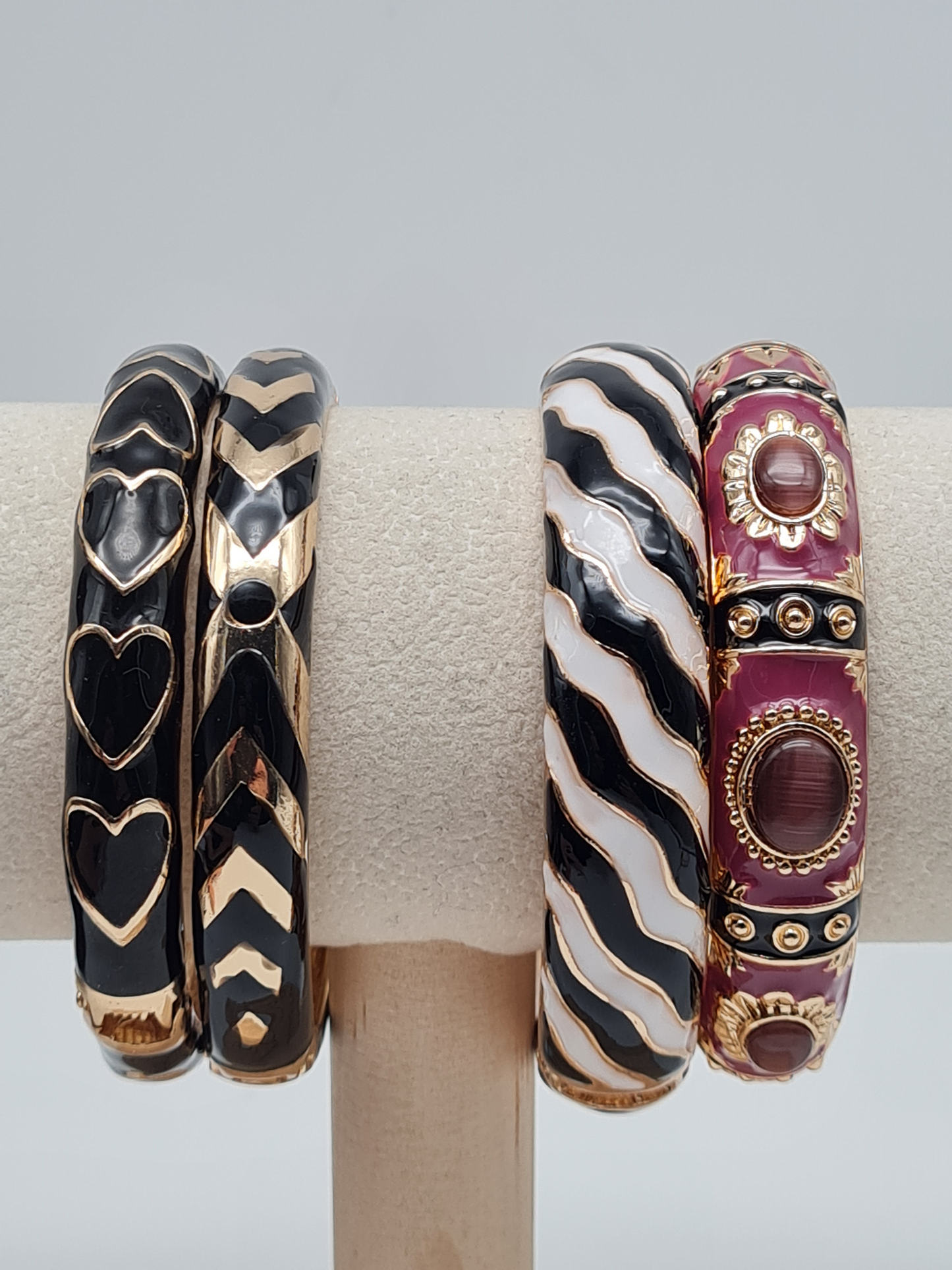 Cosmos Klapp-Armband Schwarz Goldfarben Lila herz Zebra Nickelfrei