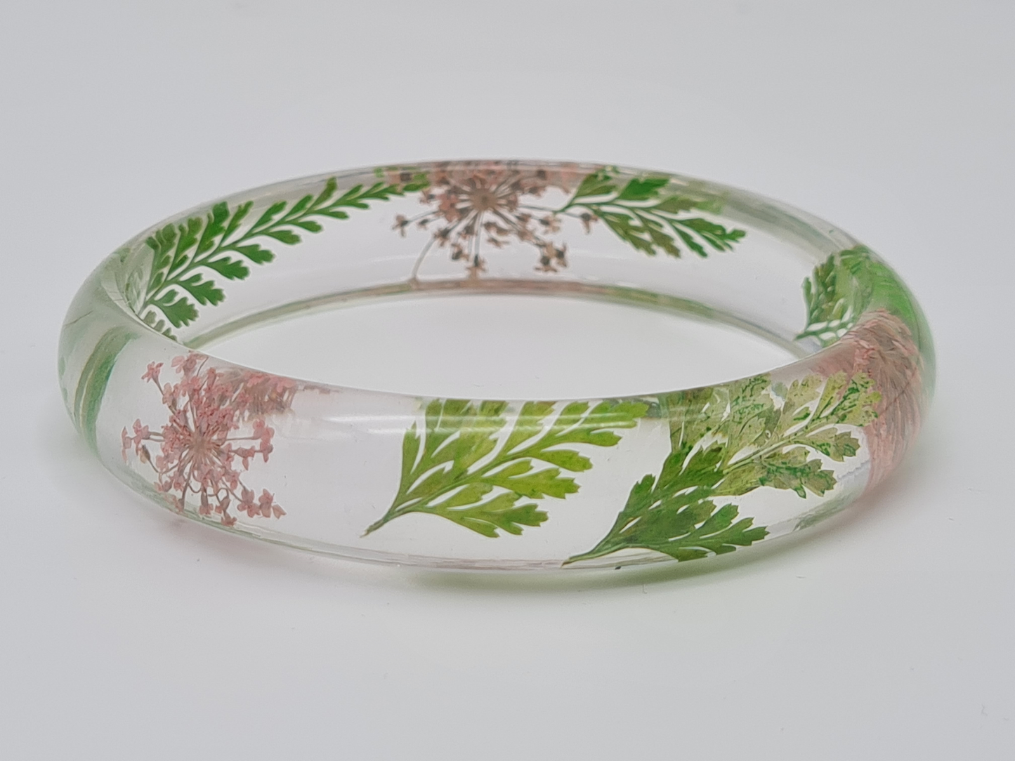 Cosmos Armreif Acryl Transparent Blumen Blätter kombinierbar nickelfrei Trend 2025-2026