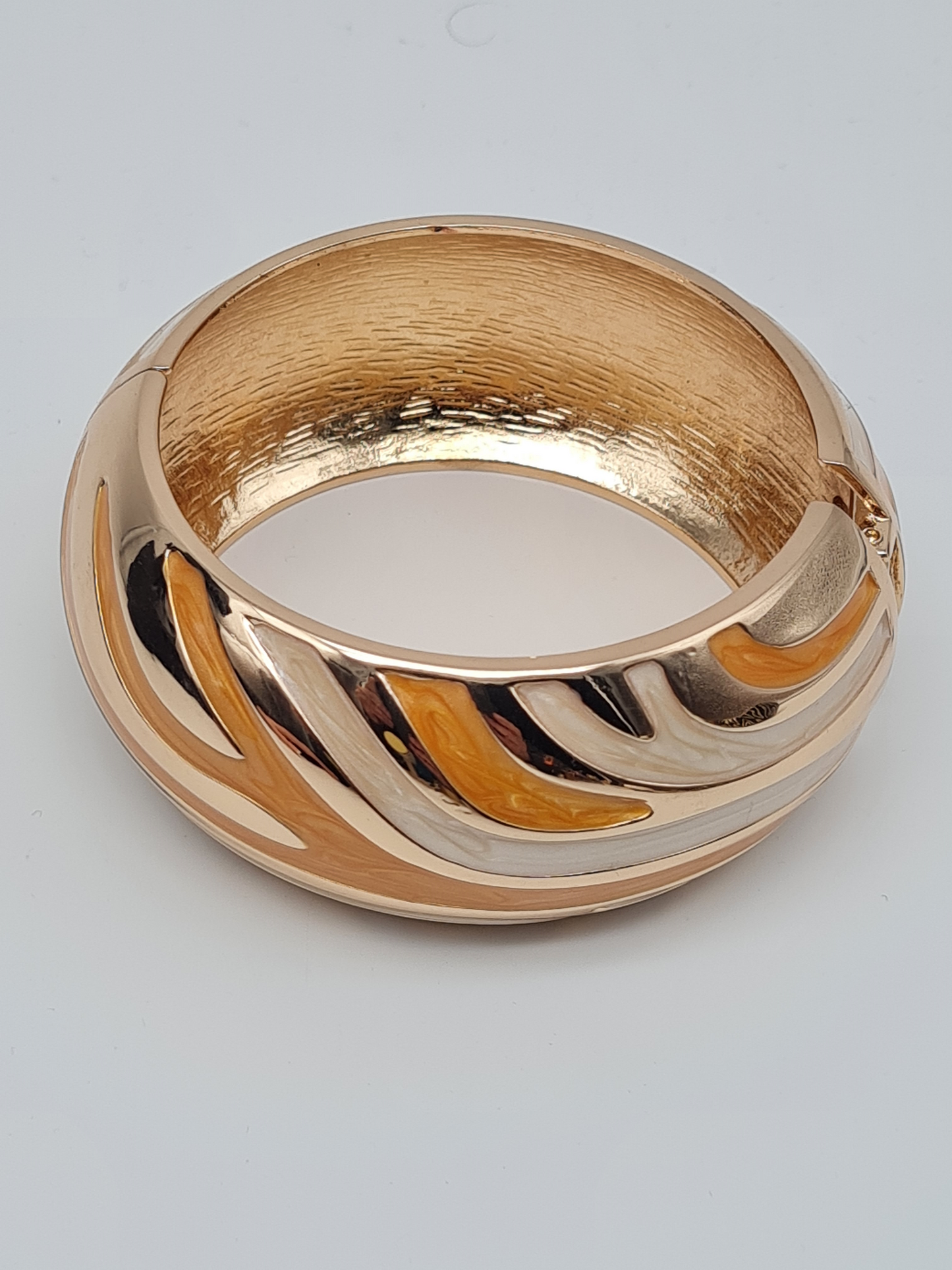 Cosmos Klapp-Armband in verschiedene Farben Schwarz Weiß Gold Orange Nickelfrei