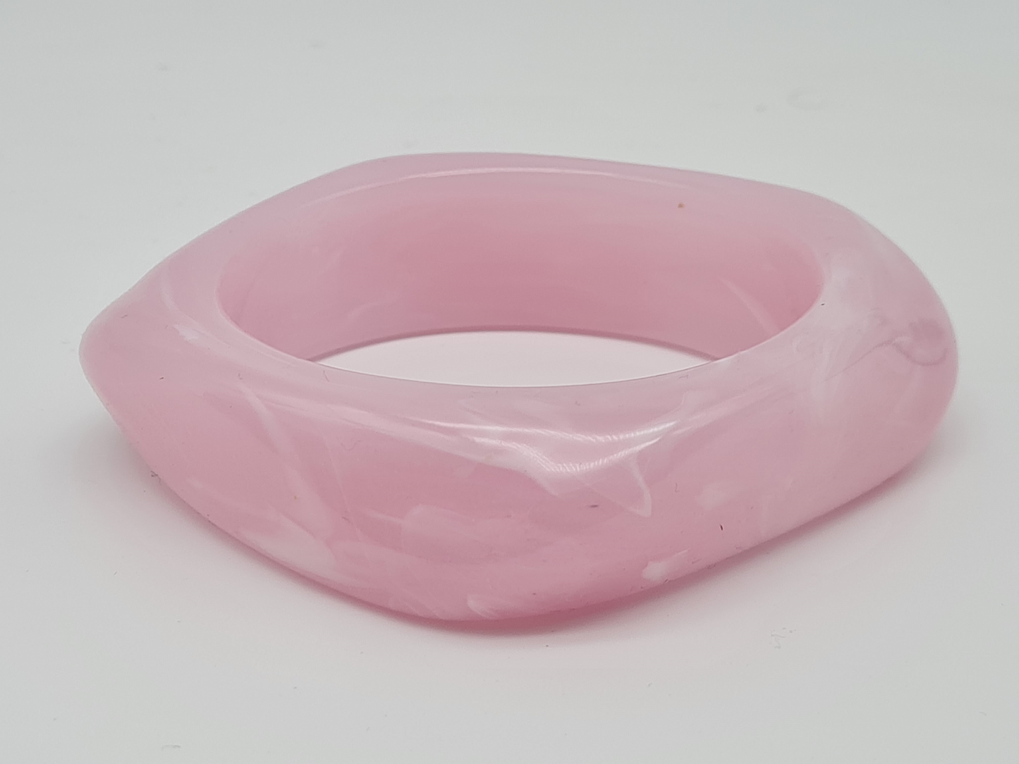 Cosmos Armband Acryl Rosa Marmor-Look Transparent Trend Blassrosa