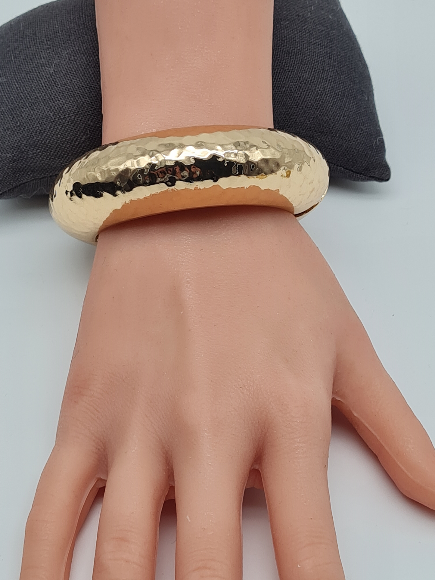 Cosmos Armband Klapp-Armband Goldfarben Hammerschlag kombinierbar