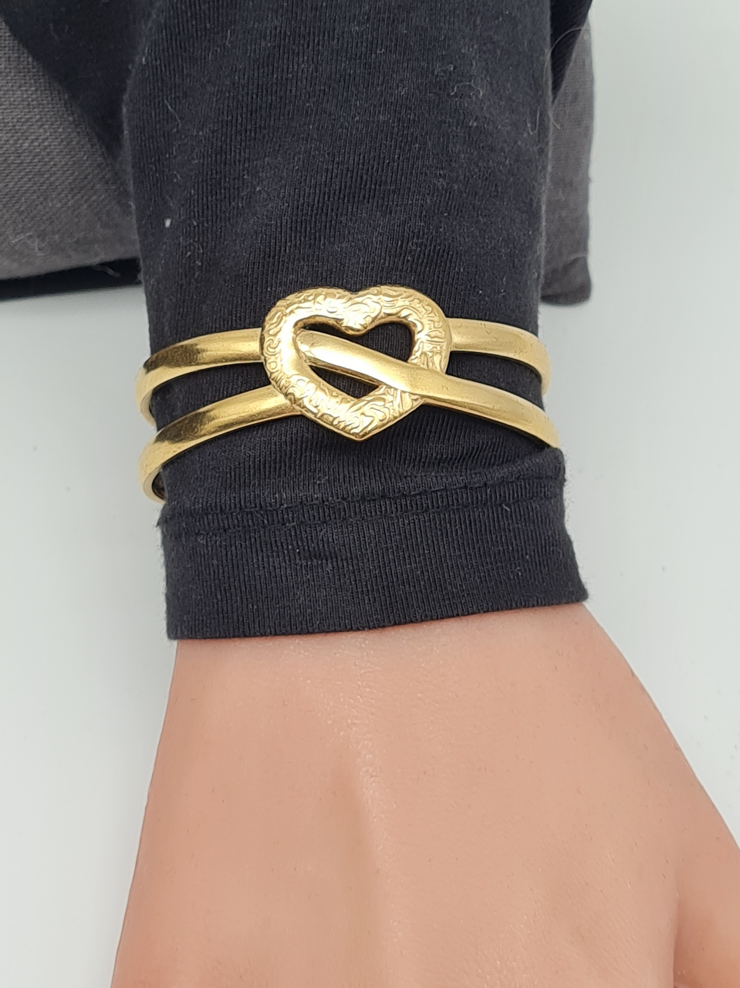 Cosmos Armband Armreif goldfarben Nickelfrei Herz Schmetterling