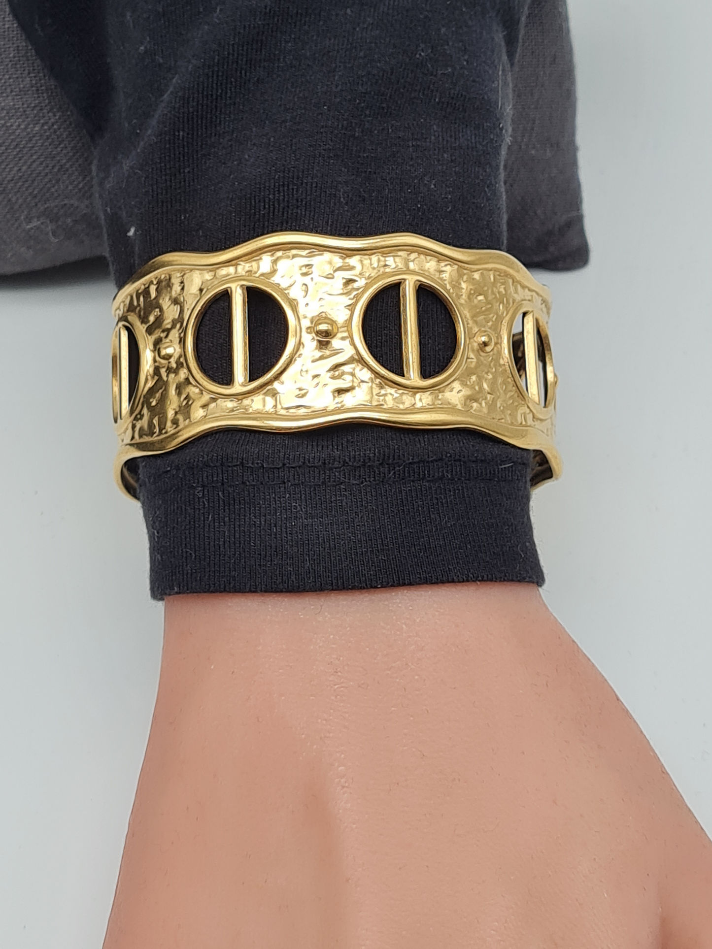 Cosmos Armband Armreif goldfarben Nickelfrei Blumen Blätter Glieder