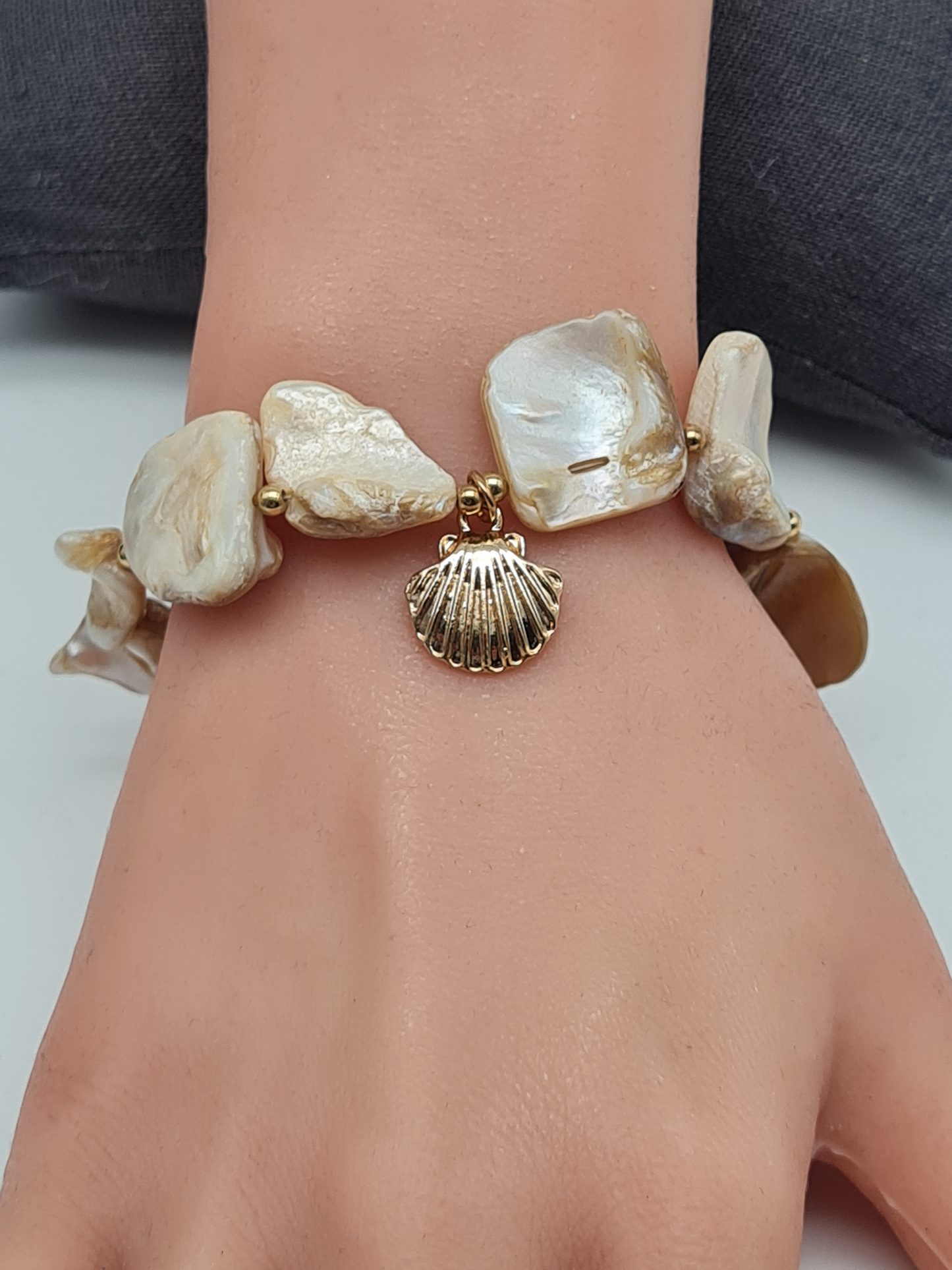 Sensibling Corp. Edelstahl Armband Natur Meer Muschel Orange Beige Nickelfrei