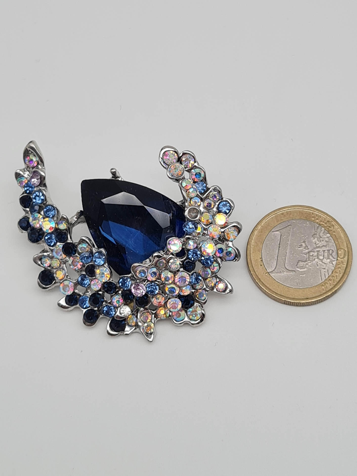 Brosche ornamente türkis hellblau vintage brocante luxus blau strass