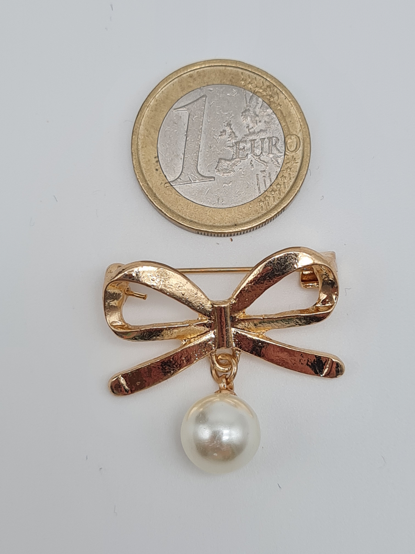 Brosche lostus schleife goldfarben harley motorrat mini klein perle