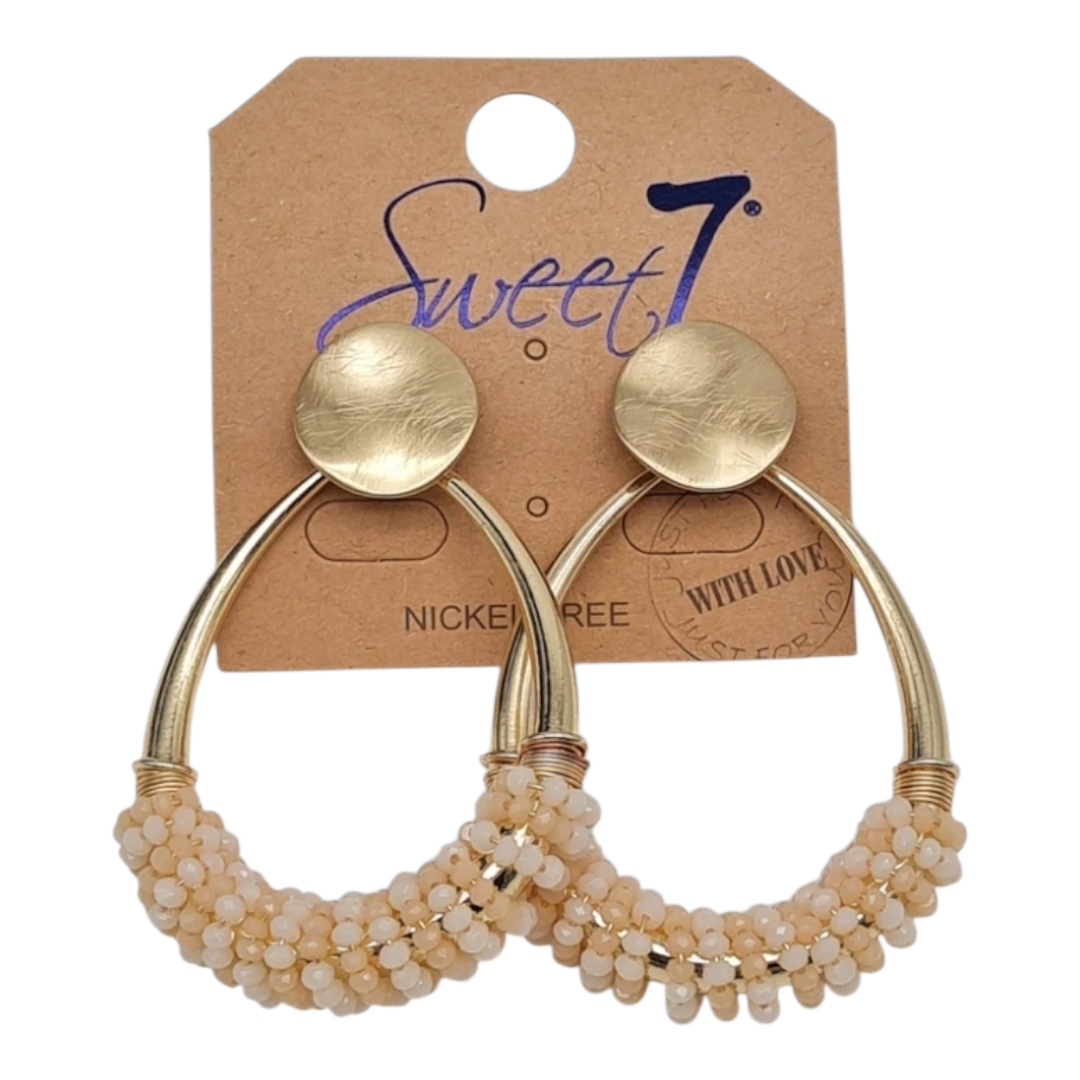 Ohrringe Ohrhänger Gold Tropfenform Creme farbene Perlchen Nickelfrei Sweet7