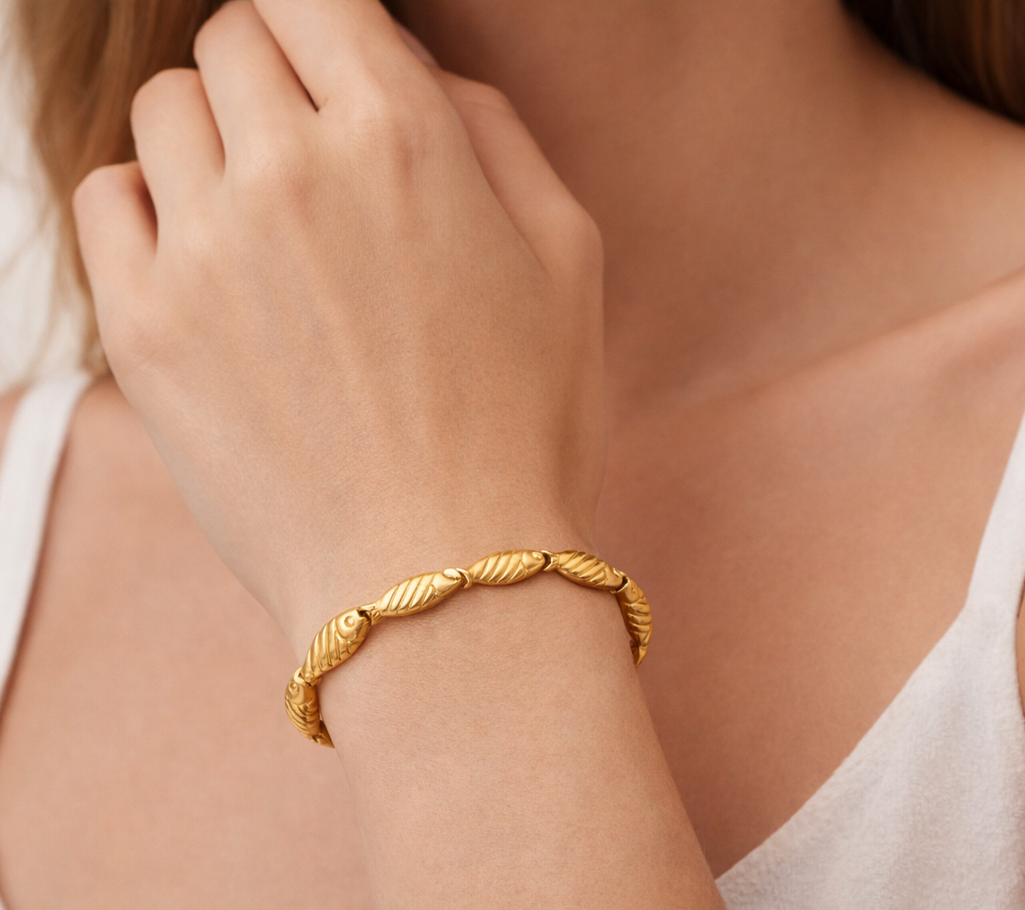 Armband Biba elastisch Fische Matt Goldfarben Nickelfrei