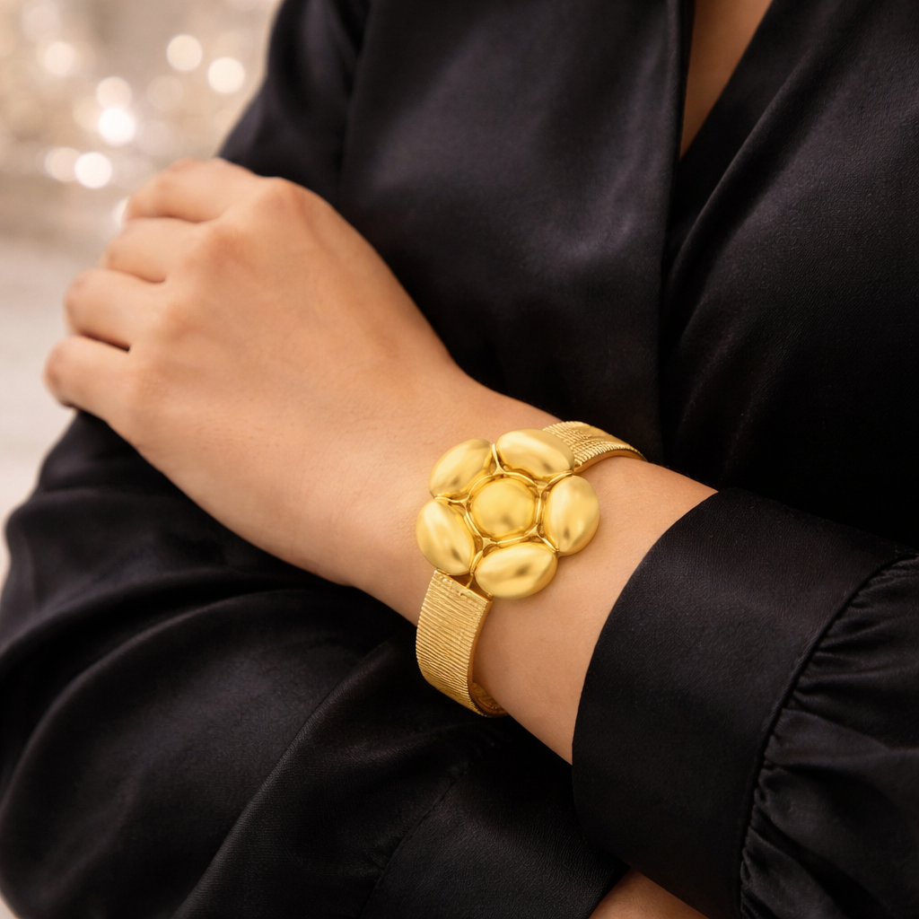 Armband Armreif Statement-Blumenarmreif Blume Goldfarben Nickelfrei Yehwang