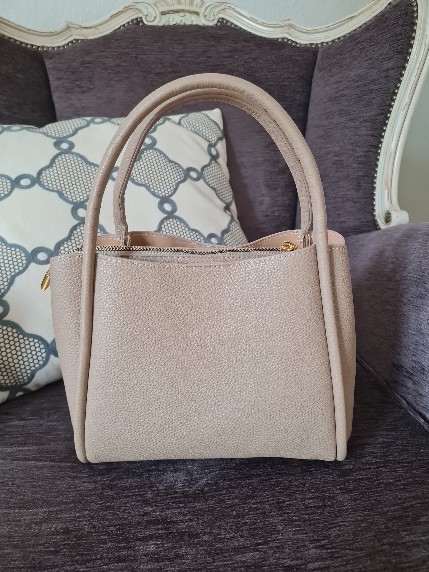 Handtasche Umhängetasche in Beige Schlicht Kunstleder Design