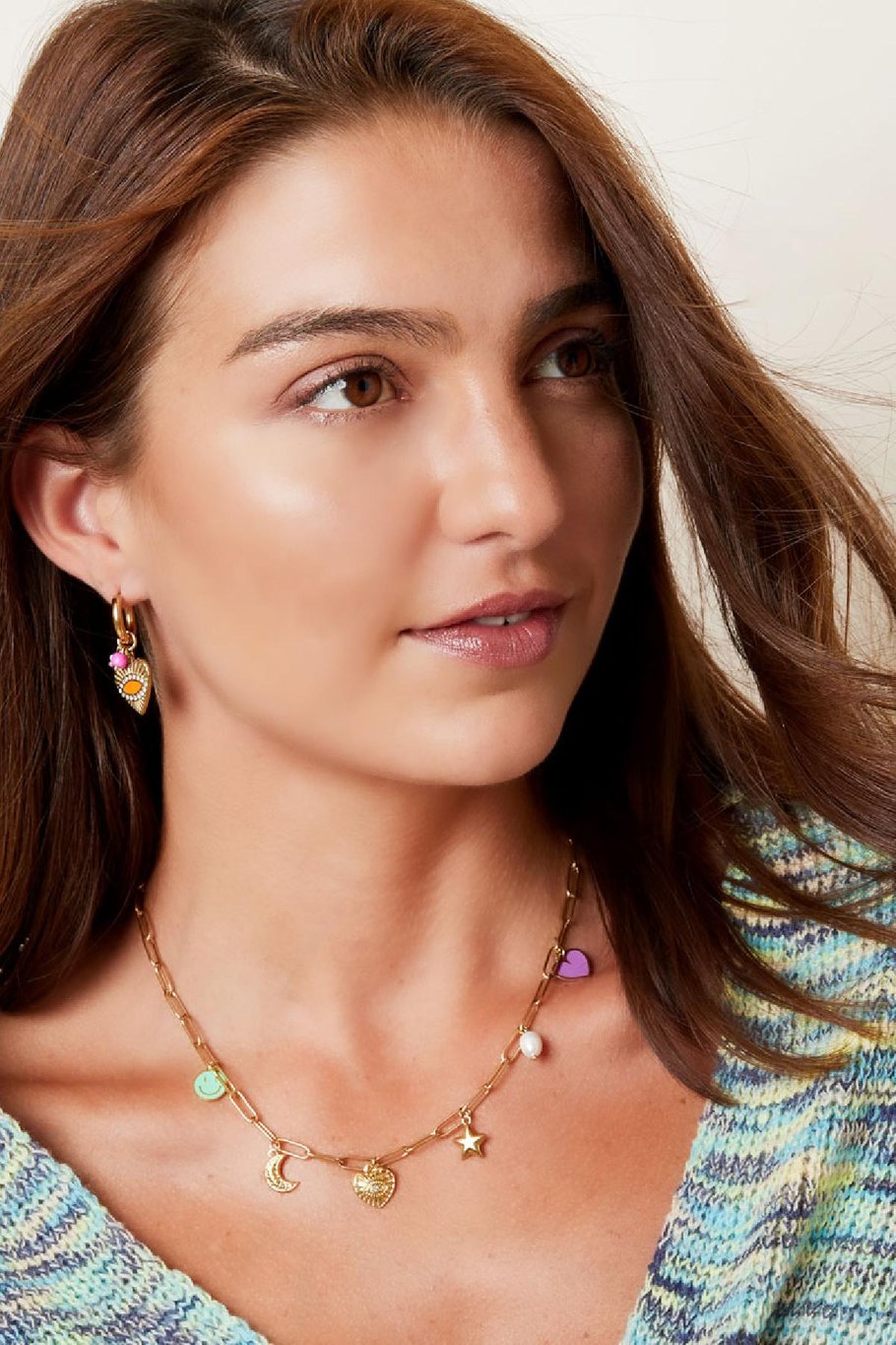 Yehwang Halskette, Verknüpfte Halskette mit sechs Charms Silber Edelstahl