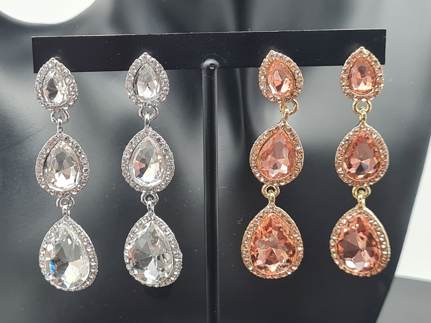 Michelle Bijou, Ohrringe,  Ohrhänger in Tropfenform, rosa oder silberfarben