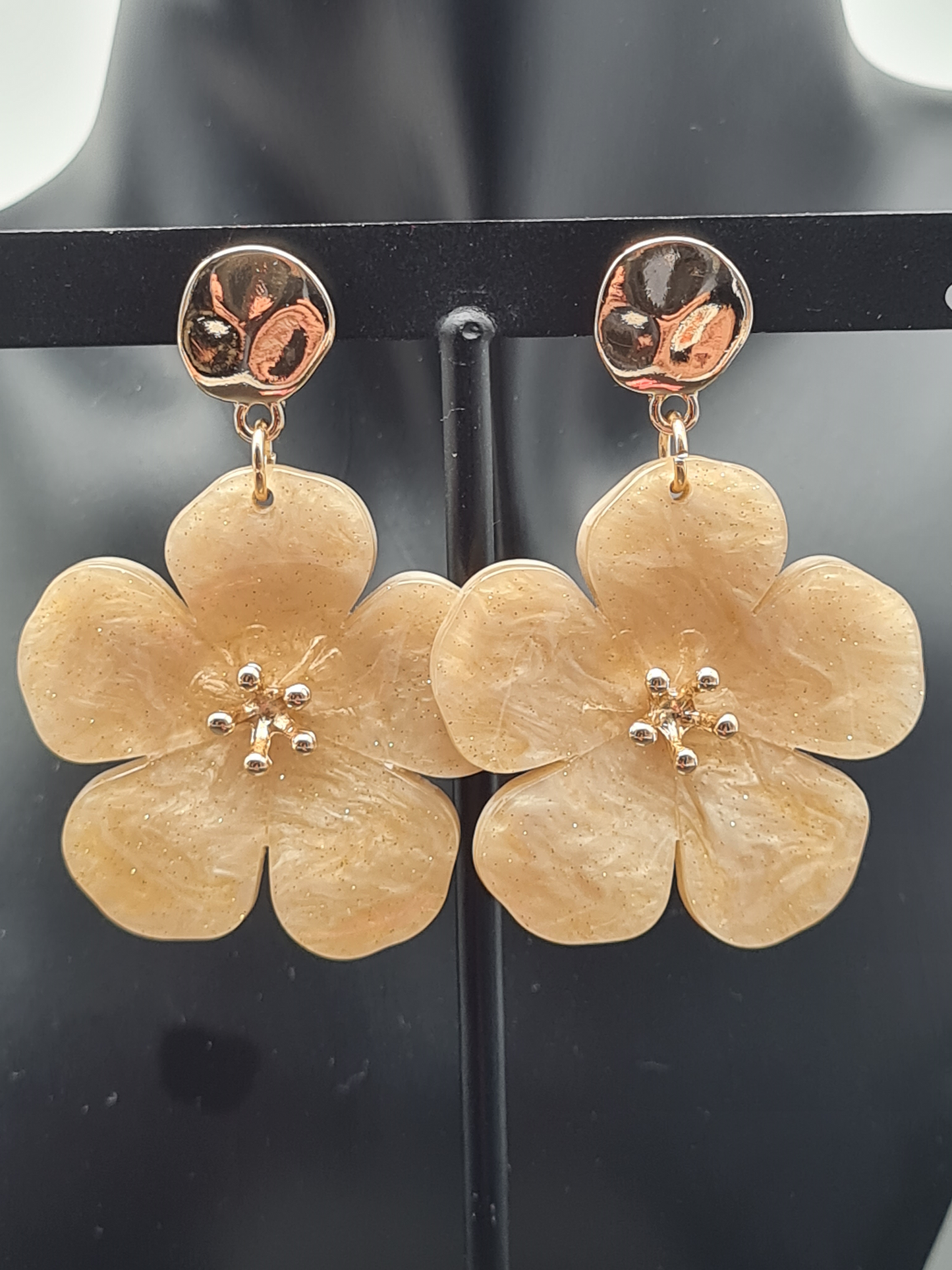 Sweet7 Ohrringe, Orhhänger Blume mit Glitzereffekt, in Vanille und Rosapink