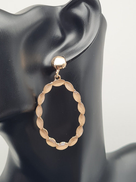 Sweet7 Ohrringe, Orhänger Gold  mit Beigefarbenen Cat-Eye Stones