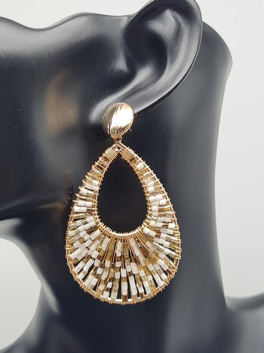 Sweet7 Ohrringe, Orhänger Goldene Ohrstecker mit Anhänger in Tropfenform Gold-Weiiß