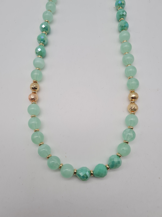 Sweet7 Halskette Langkette Mintgrün mit goldene Elemente