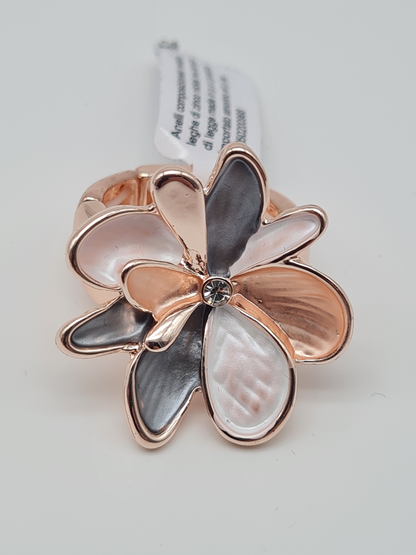 Amorino Ring, Elastischer Ring mit Emailliertem Volant, Blume
