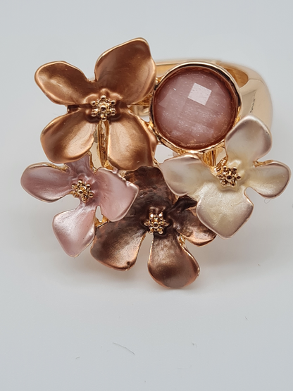 Amorino Ring, Elastischer Ring mit Emailliertem Volant, Kupferblumen