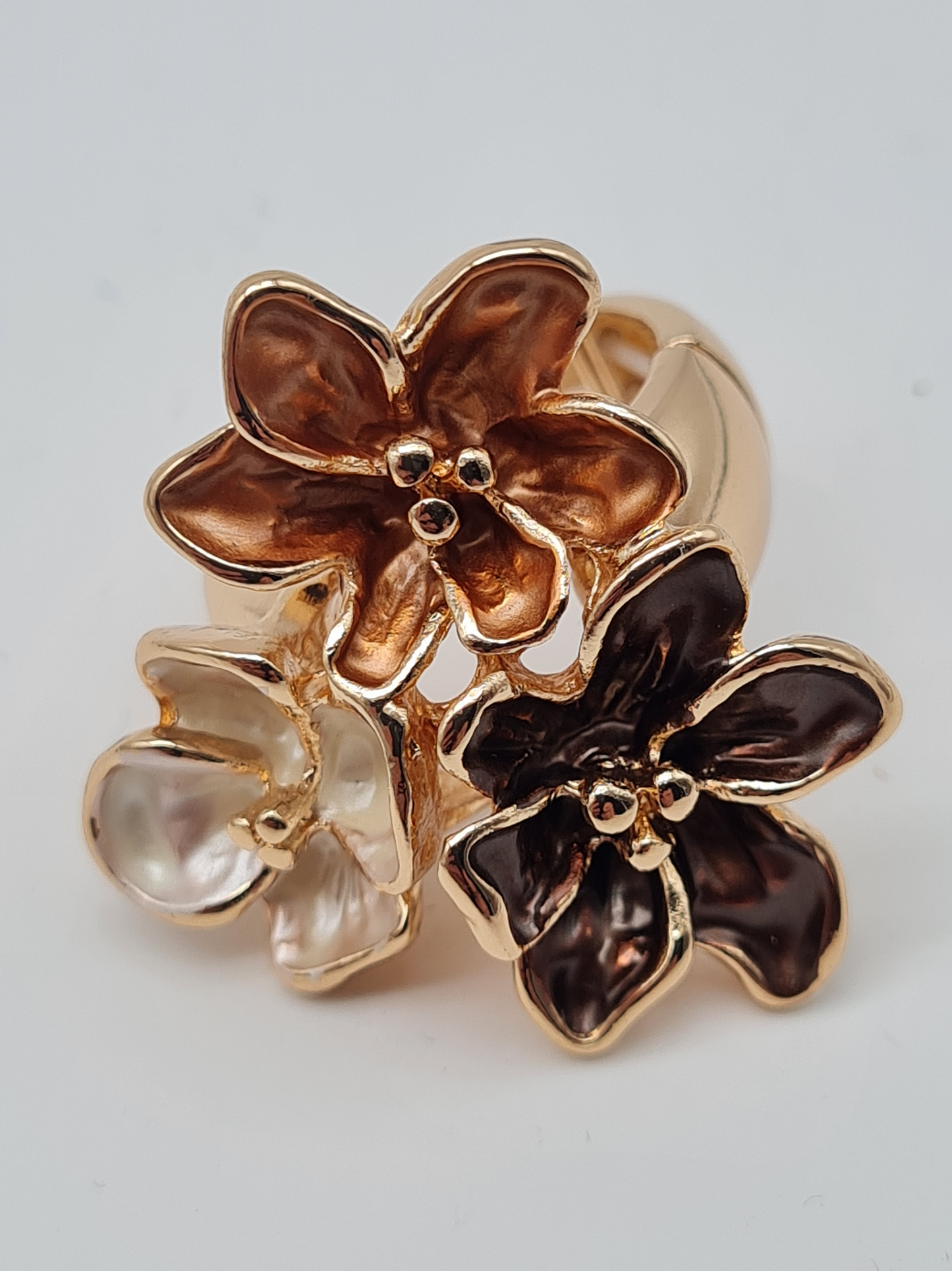 Amorino Ring, Elastischer Ring mit Emailliertem Volant, Bronze Flowers