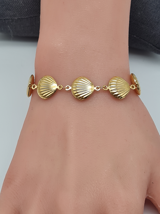 Cosmos Armband, Goldfarbenes Armband mit Goldene Muscheln